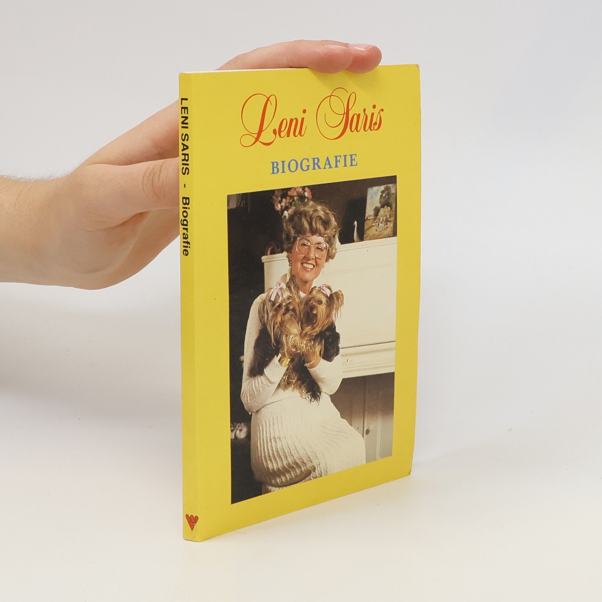 Leni Saris biografie