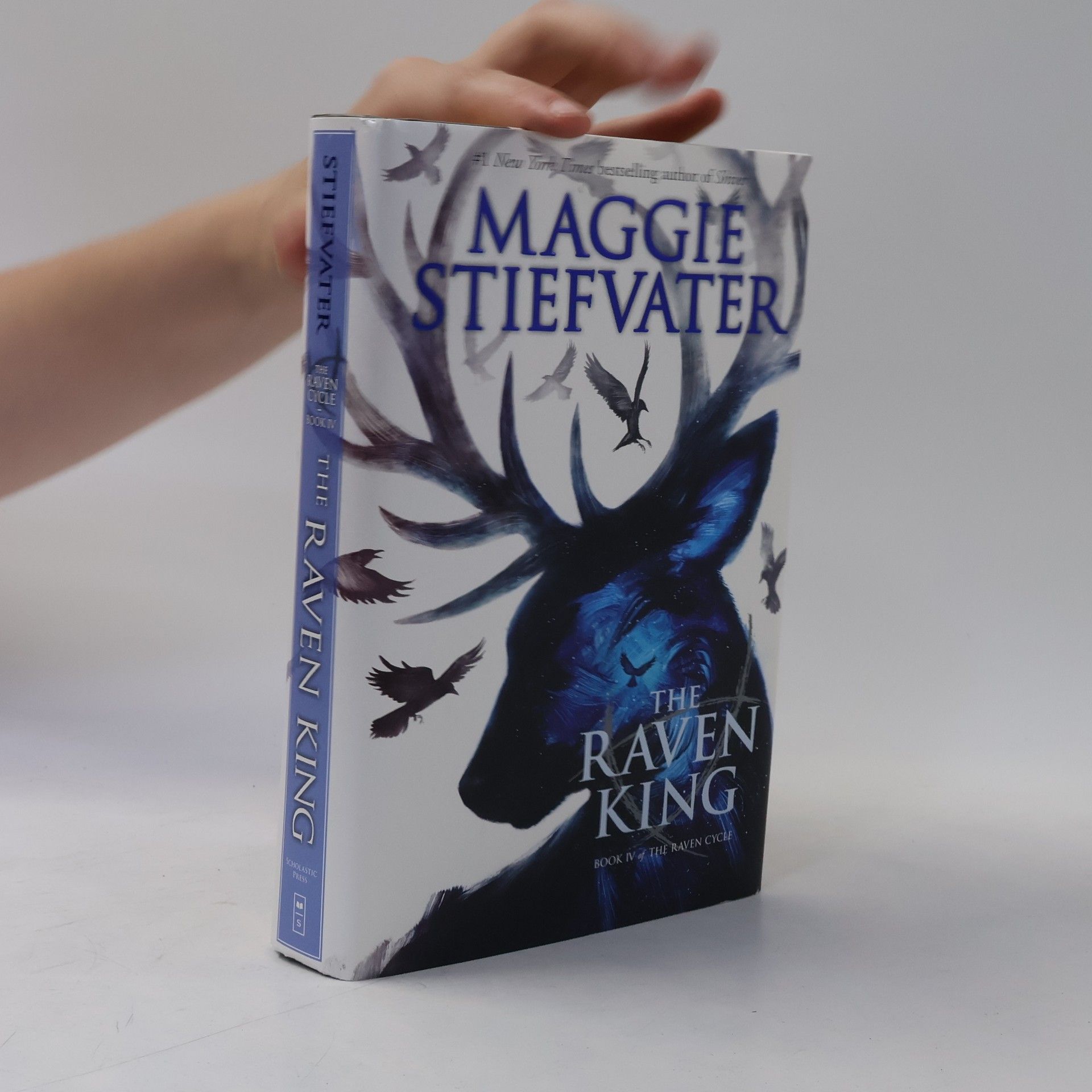 The Raven King (The Raven Cycle, Book 4)