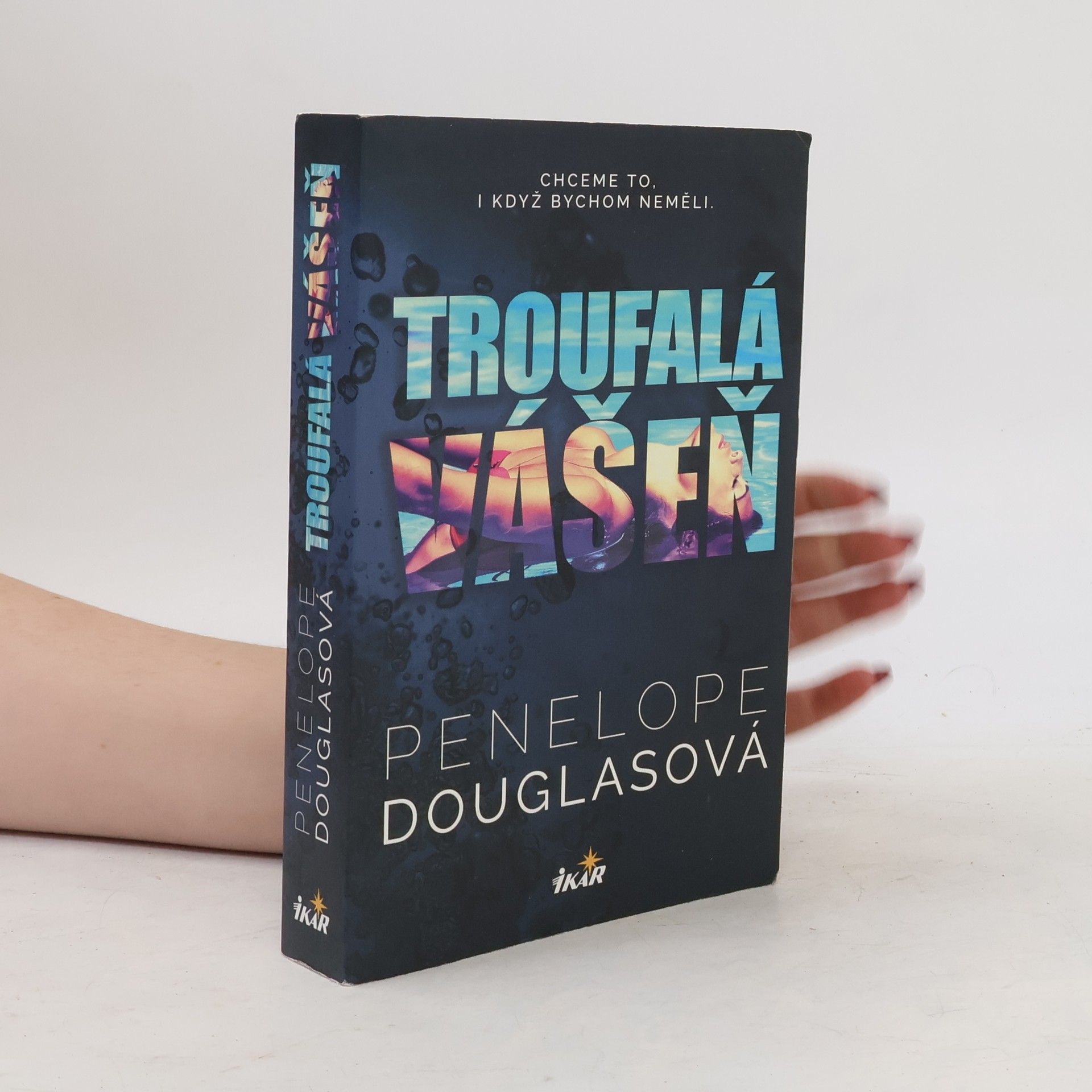 Penelope Douglas Troufalá vášeň