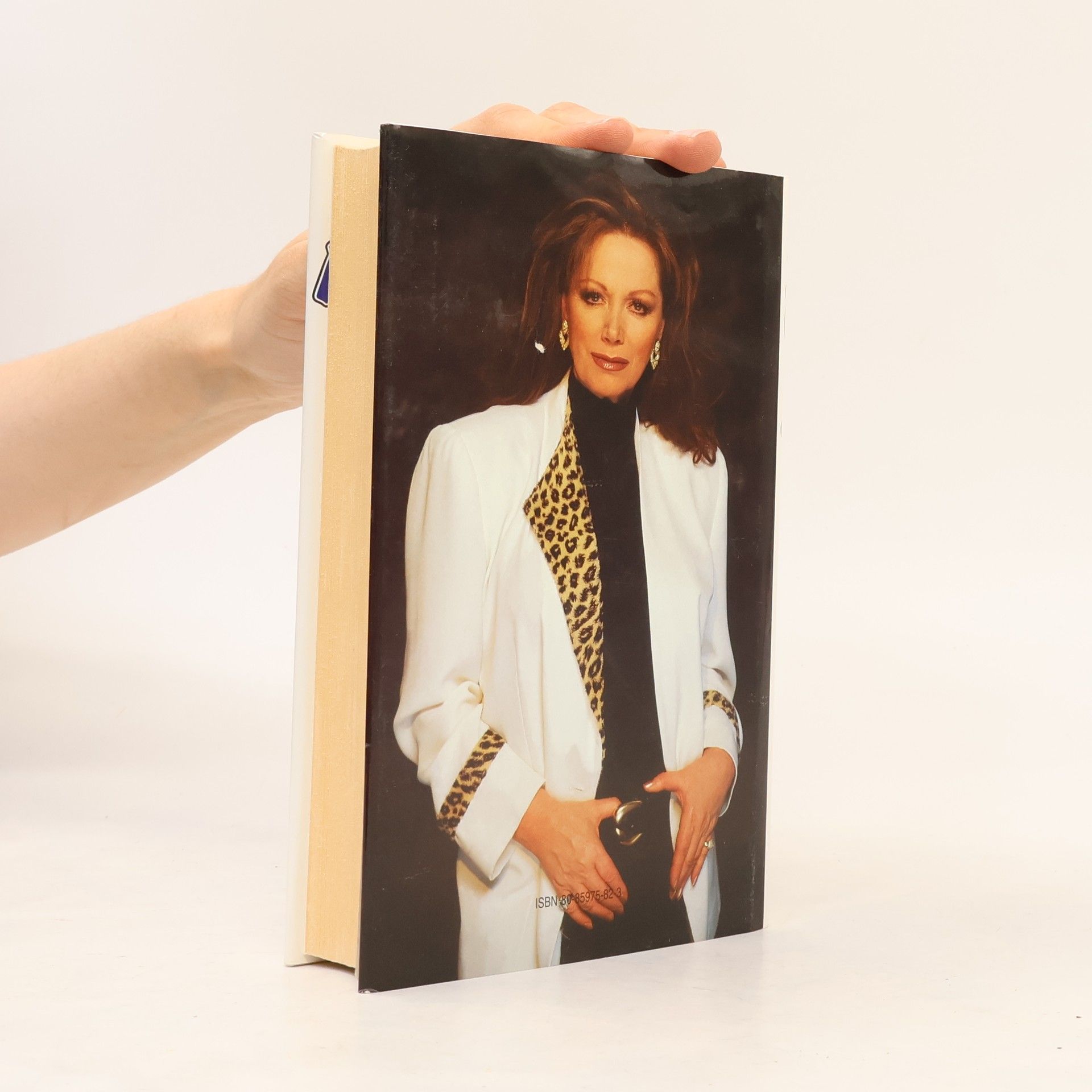 Jackie Collins Pomsta Lucky