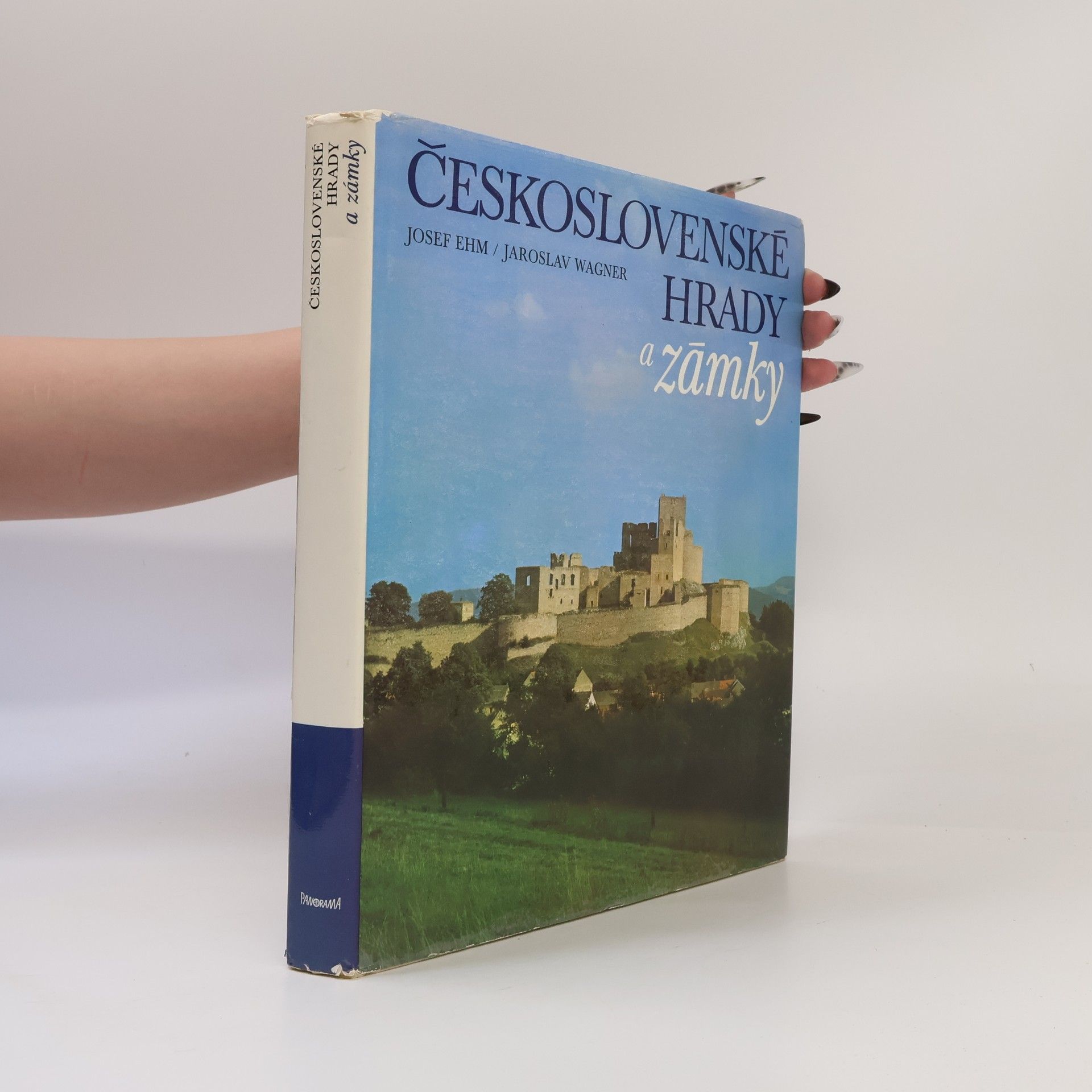 Československé hrady a zámky