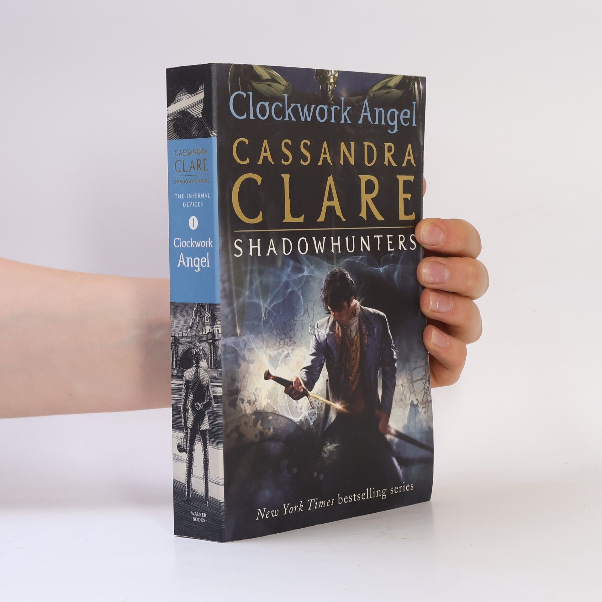 Cassandra Clare The infernal devices, book one. Clockwork angel