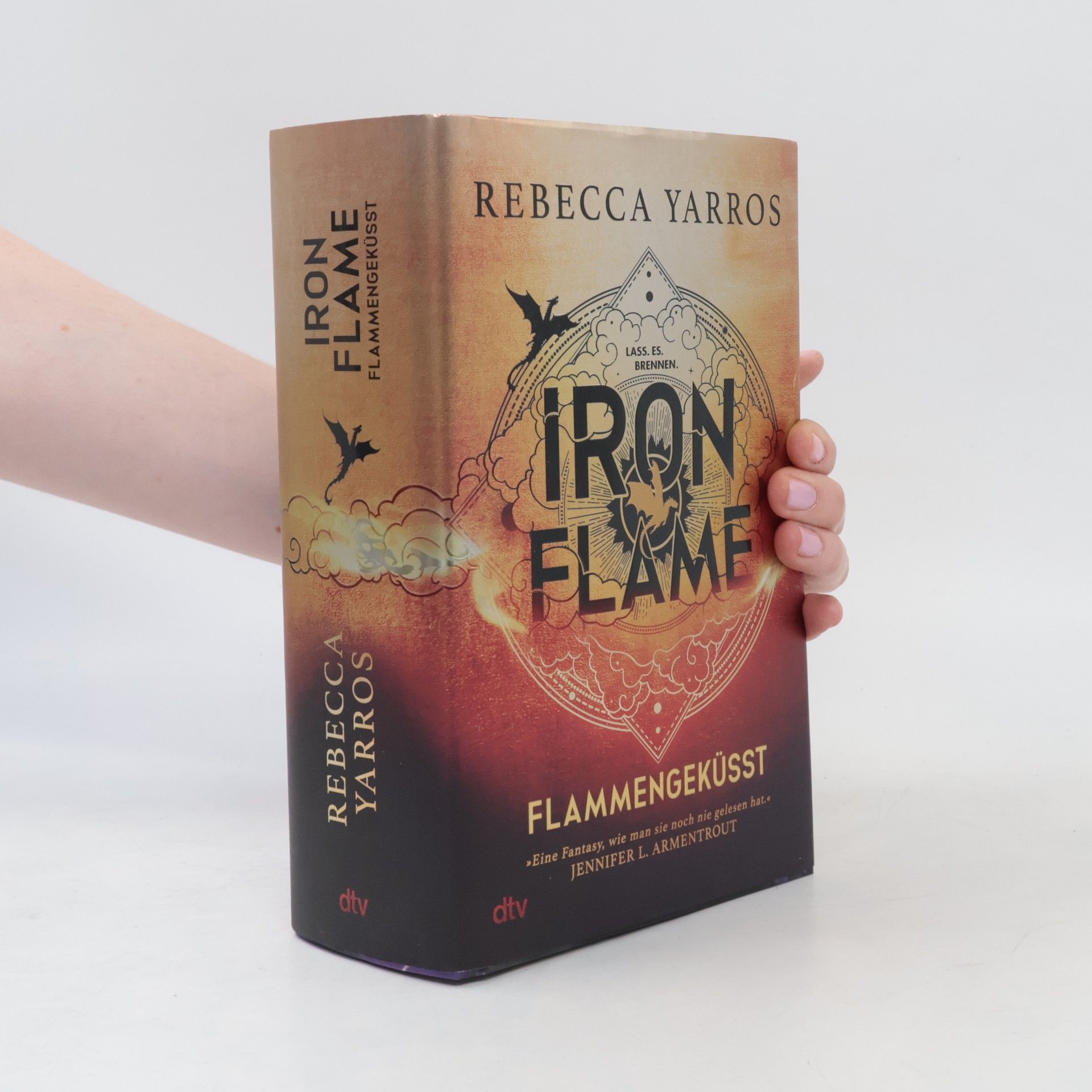 Rebecca Yarros Iron Flame