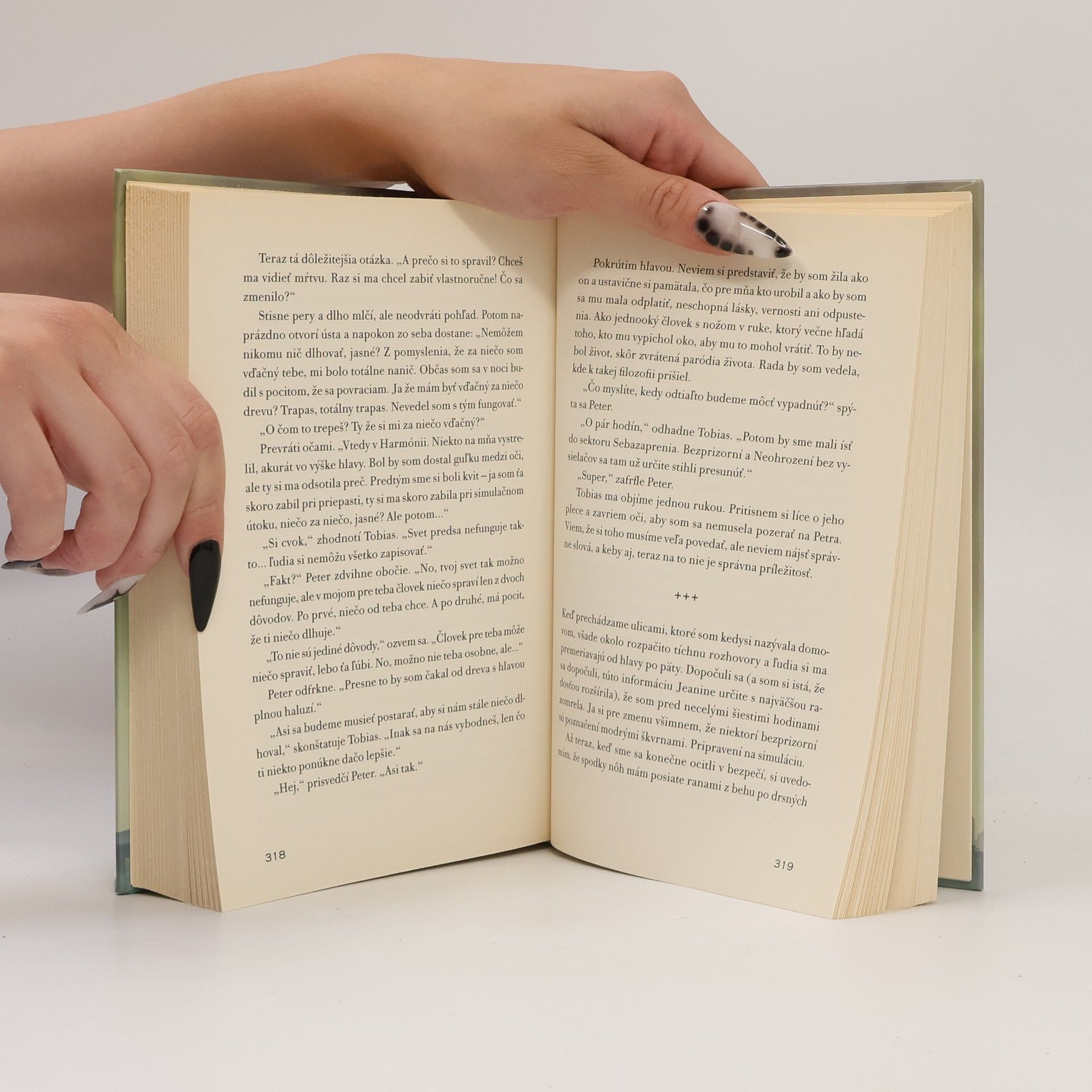 Veronica Roth Rezistencia