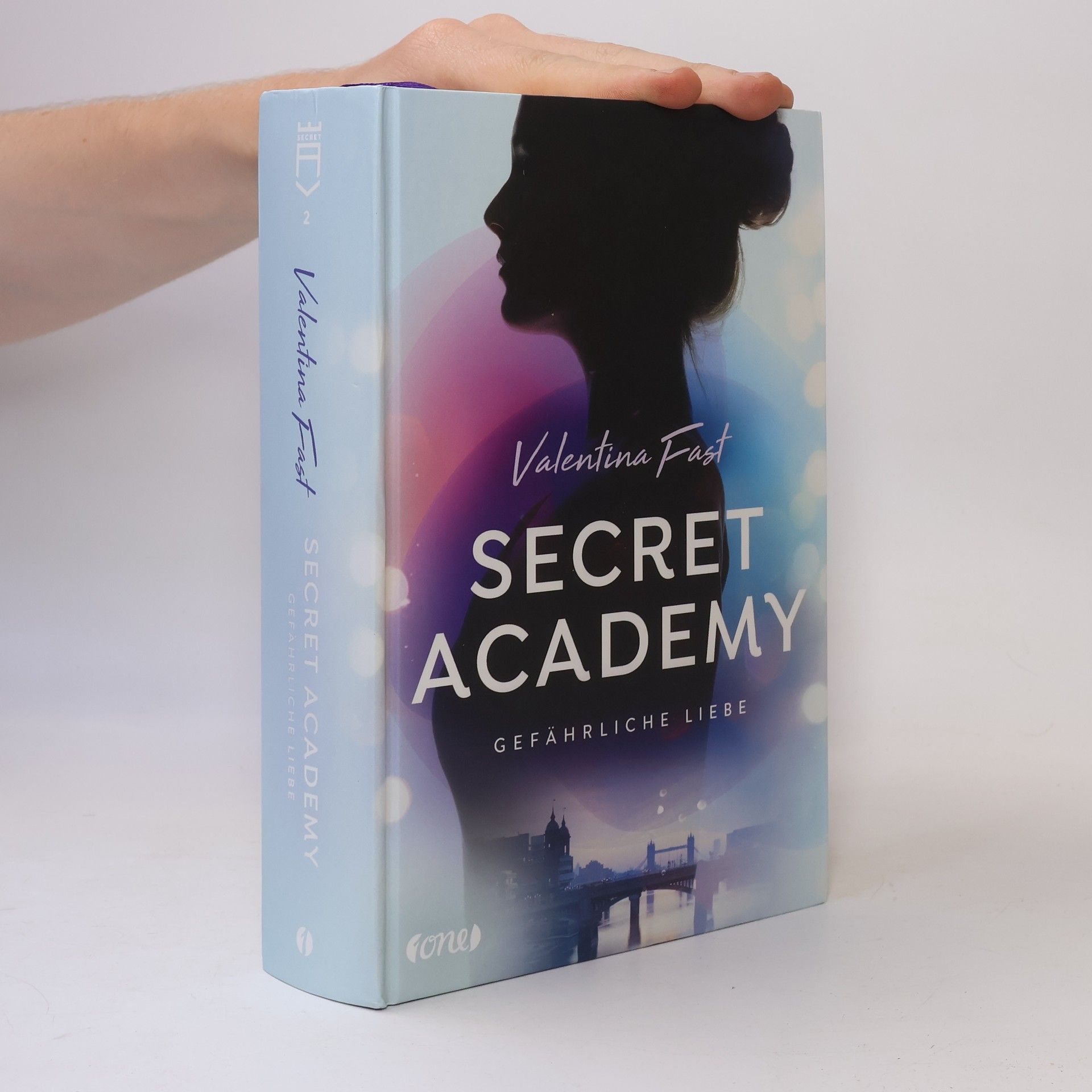 Valentina Fast Secret Academy