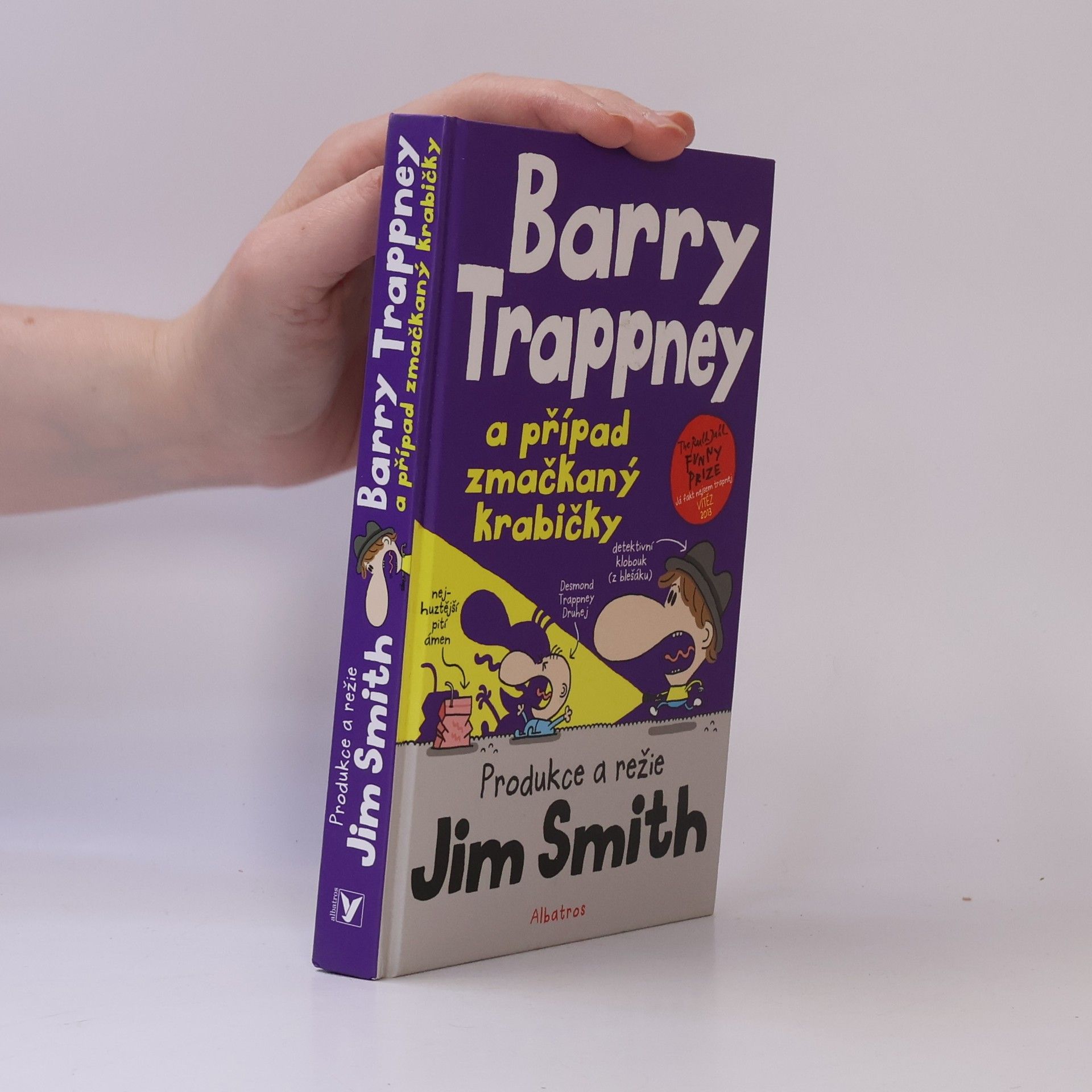 James Smith Barry Trappney a případ zmačkaný krabičky