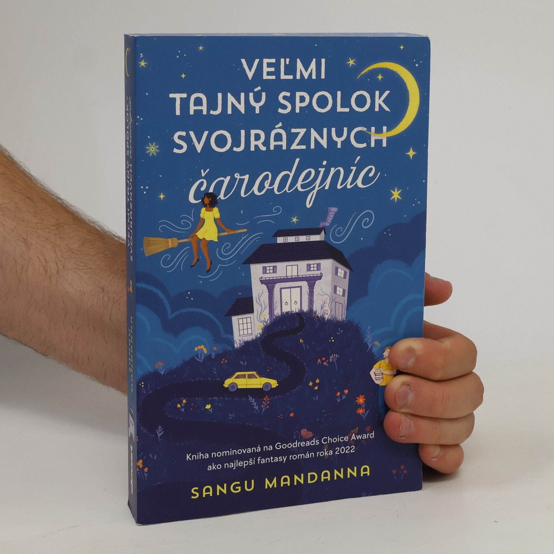 Sangu Mandanna Veľmi tajný spolok svojráznych čarodejníc