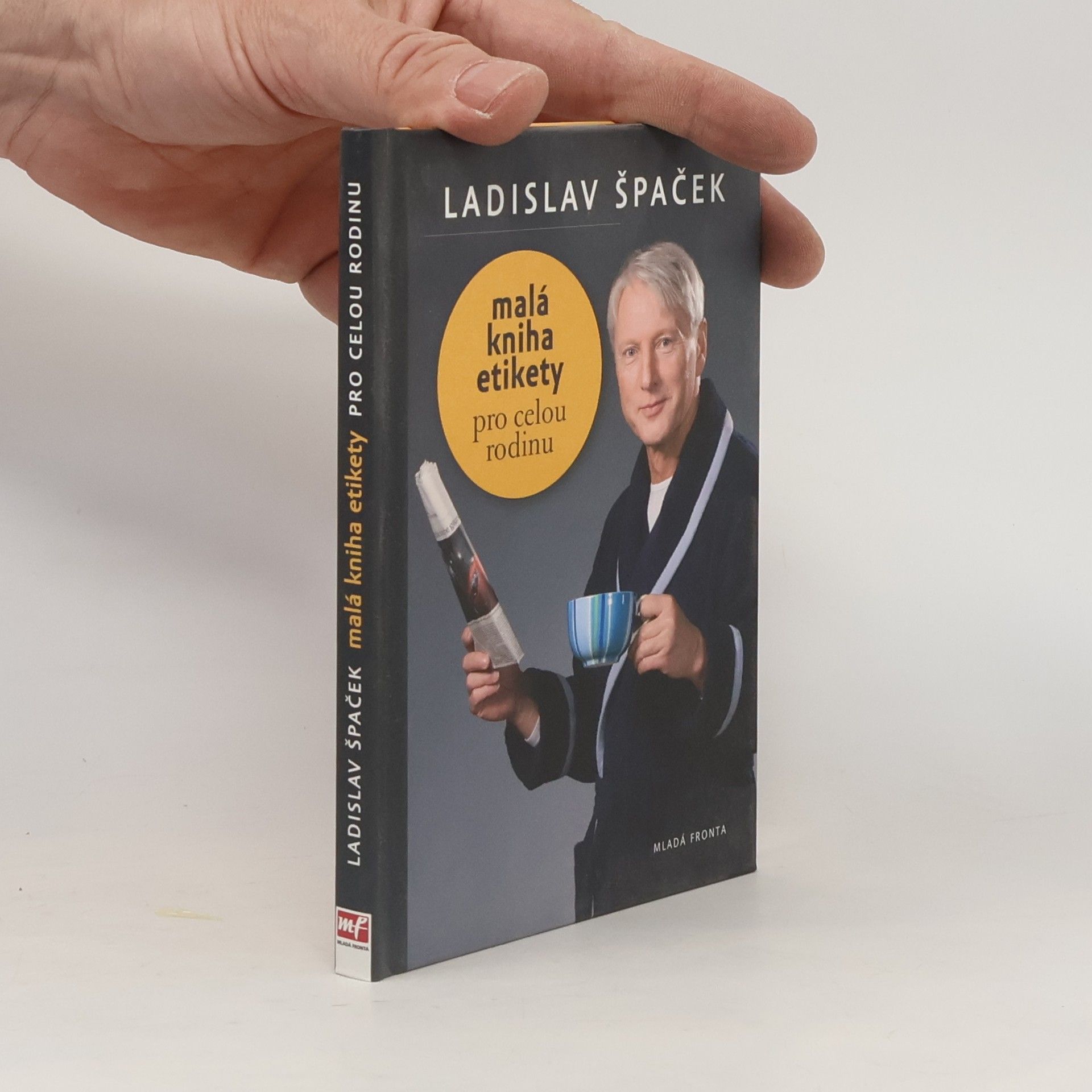 Malá kniha etikety pro celou rodinu