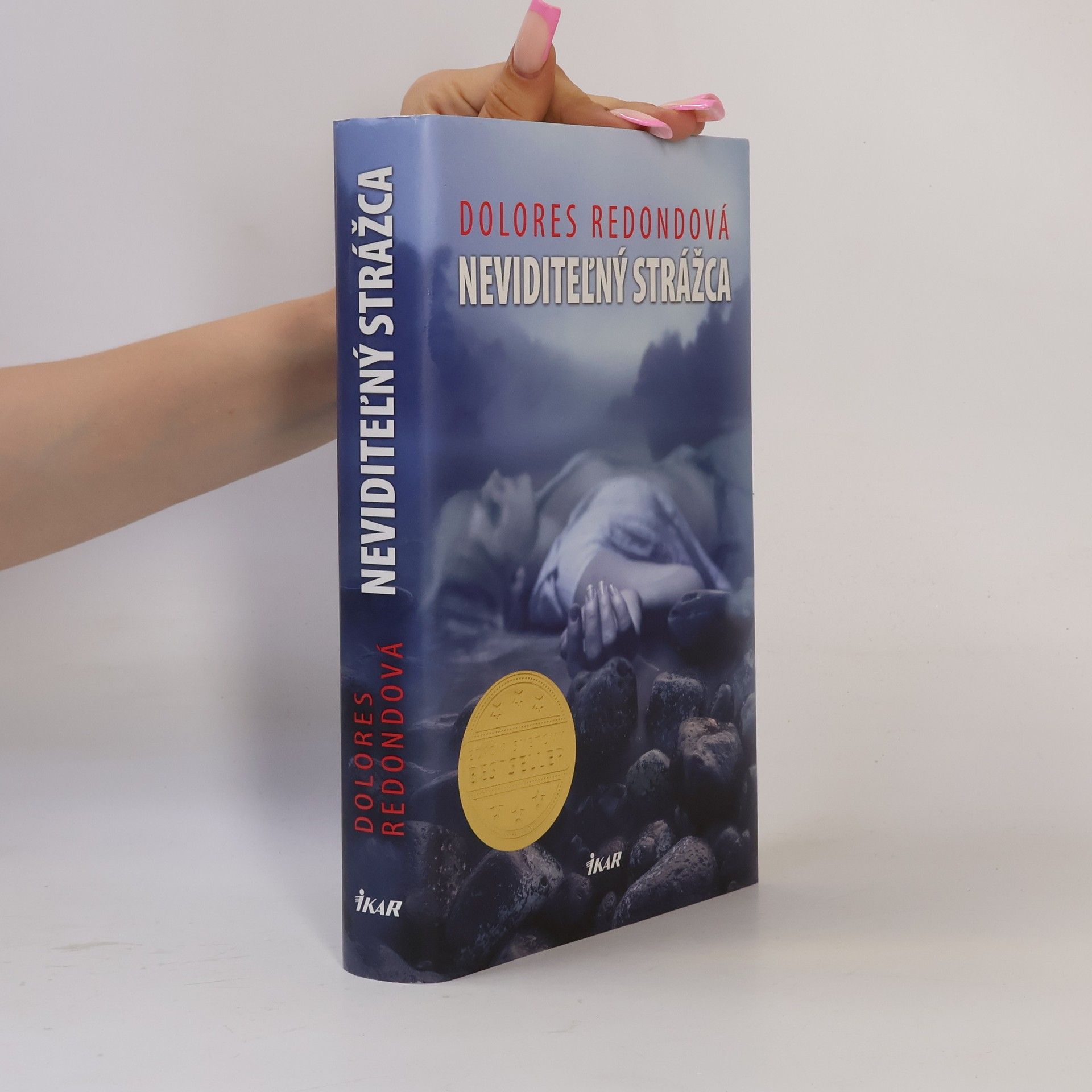 Dolores Redondo Neviditeľný strážca