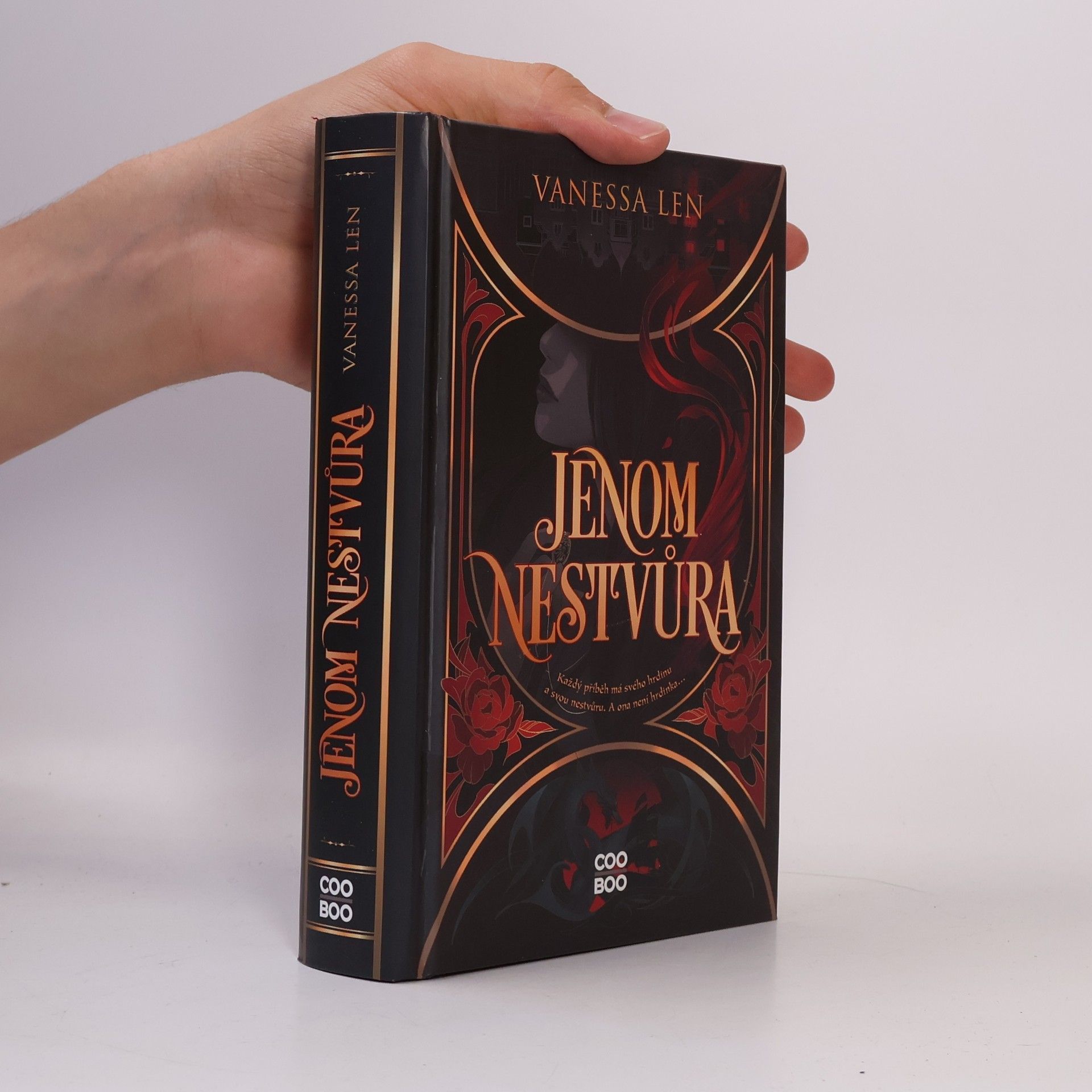 Vanessa Len Jenom nestvůra
