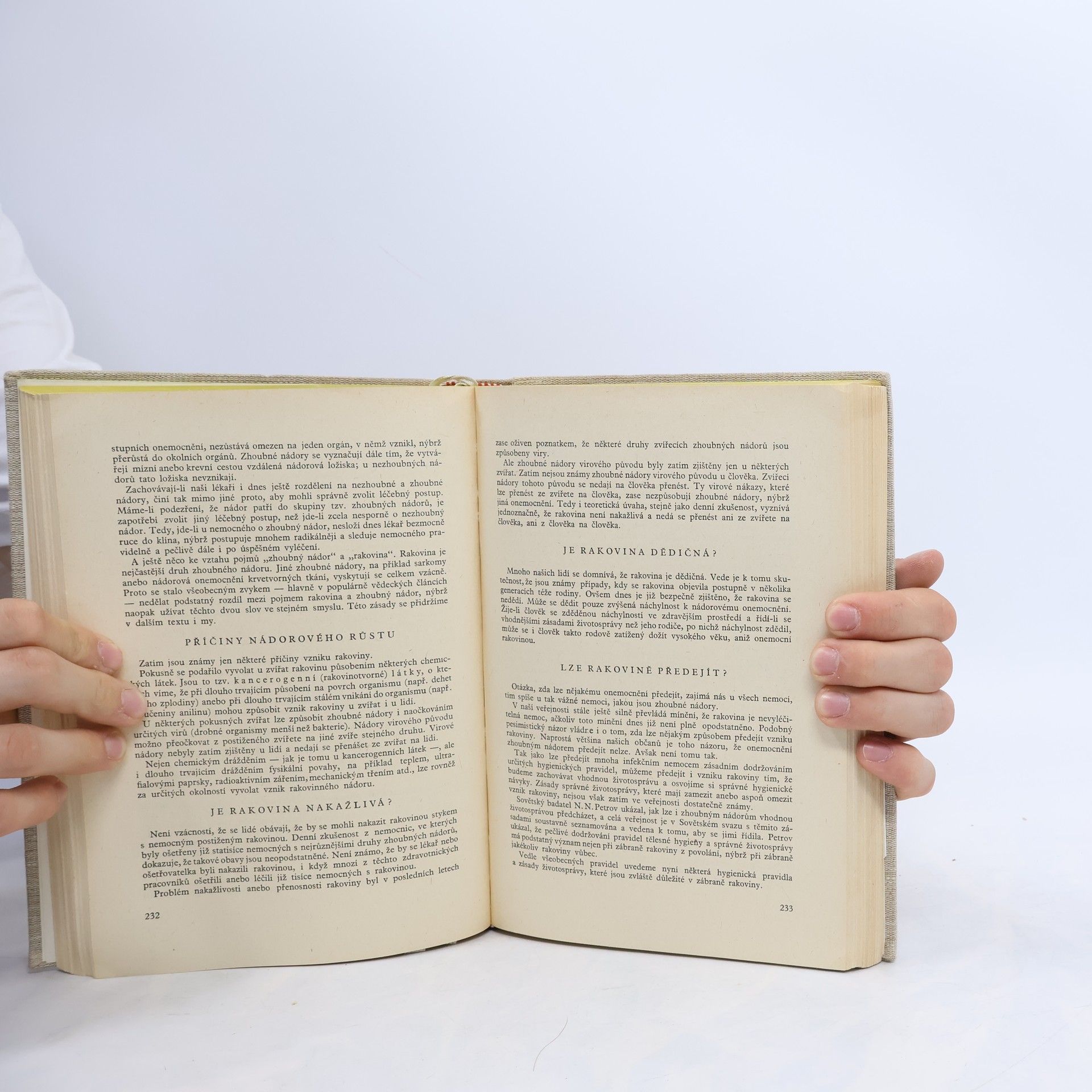 Autorenkollektiv Kniha o zdraví a nemoci