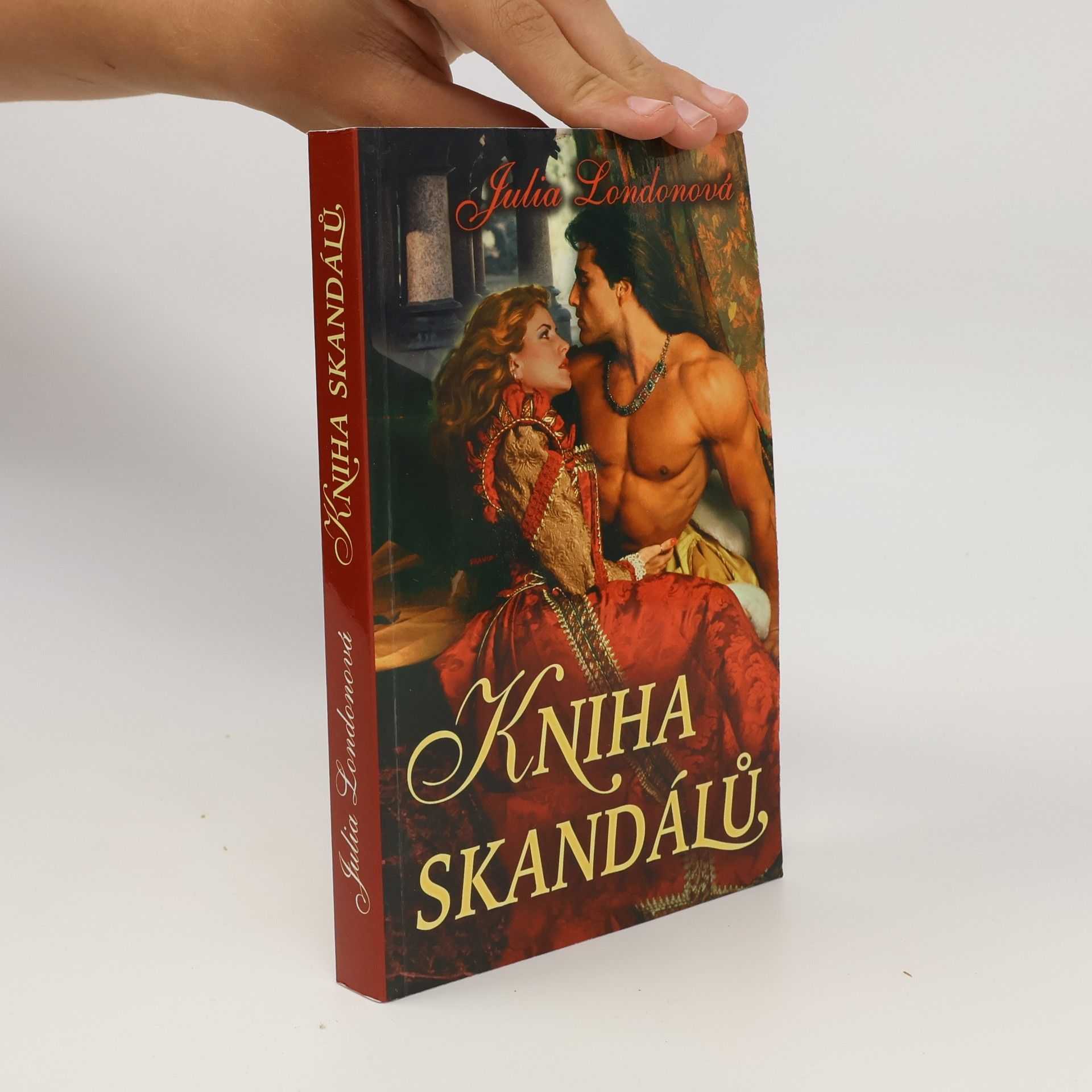 Julia London Kniha skandálů