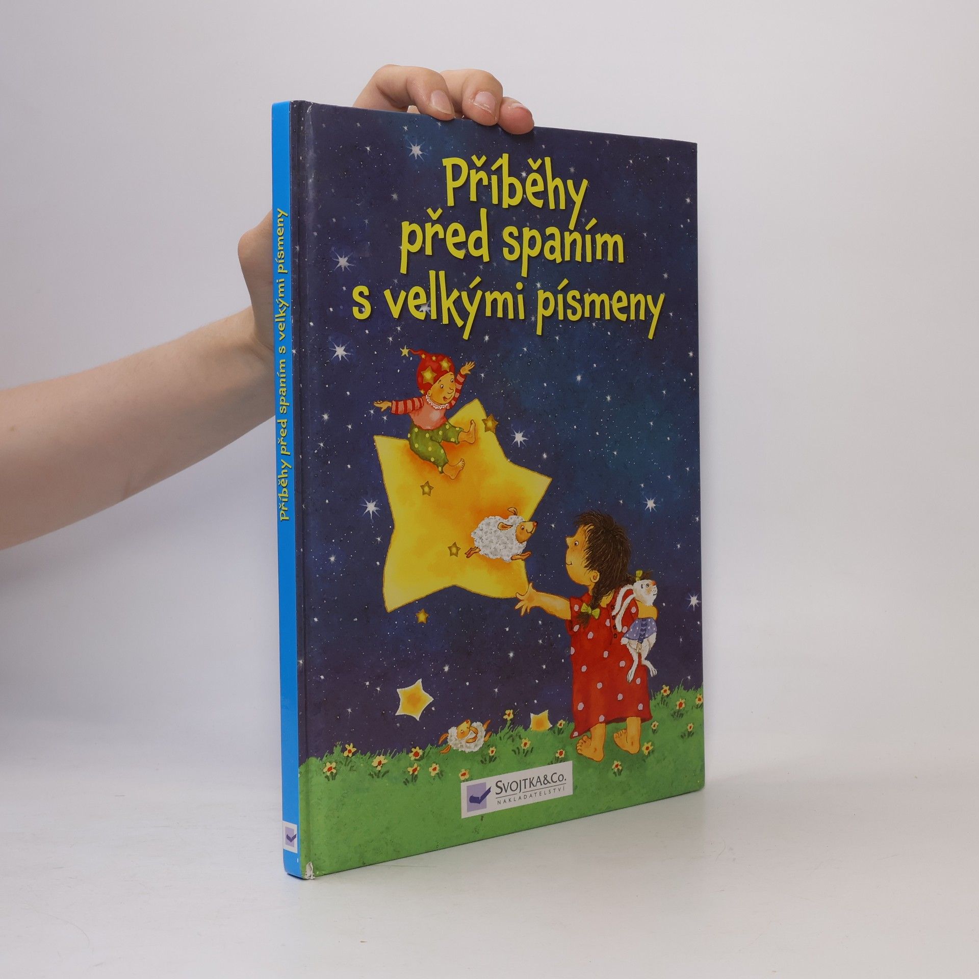 Příběhy před spaním s velkými písmeny: čtení před spaním s velkými písmeny