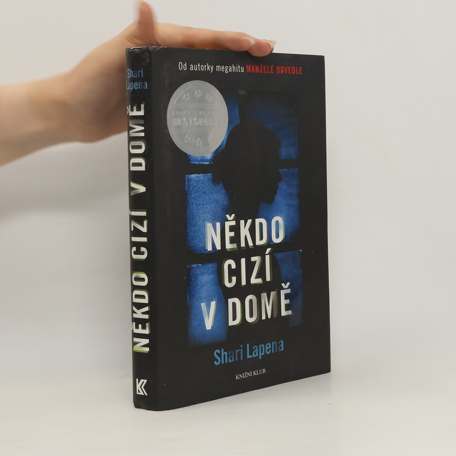 Shari Lapena Někdo cizí v domě