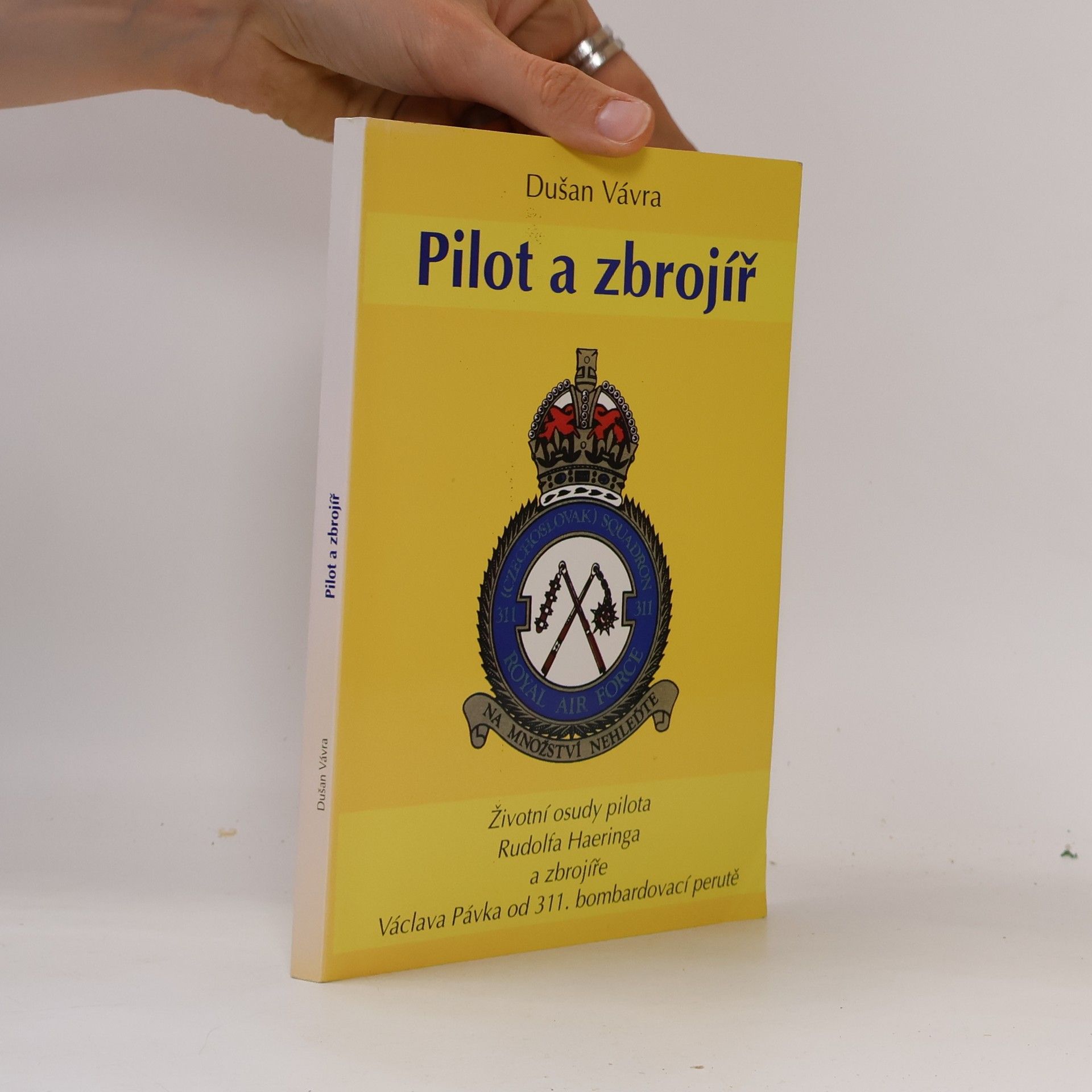 Dušan Vávra Pilot a zbrojíř