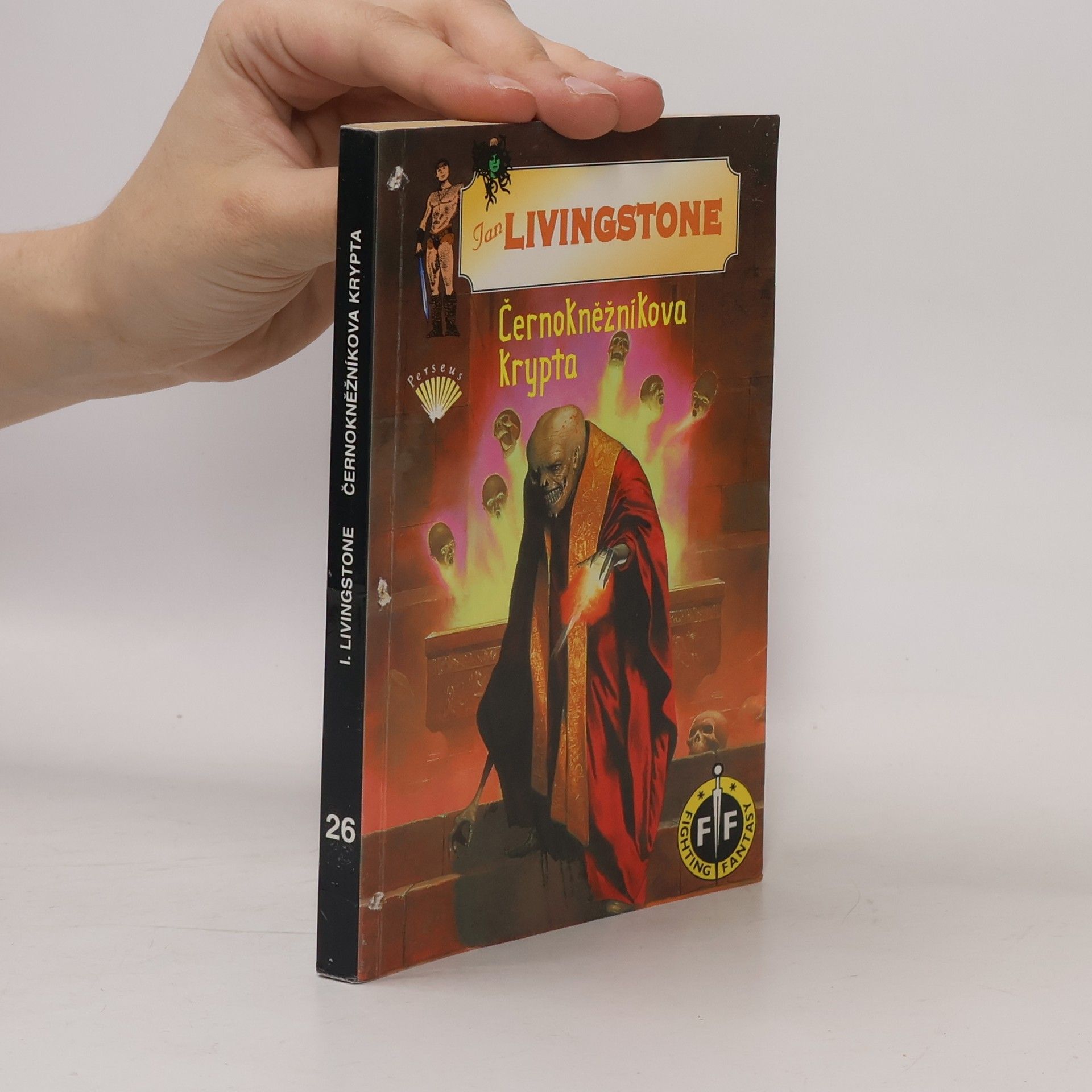 Ian Livingstone Černokněžníkova krypta