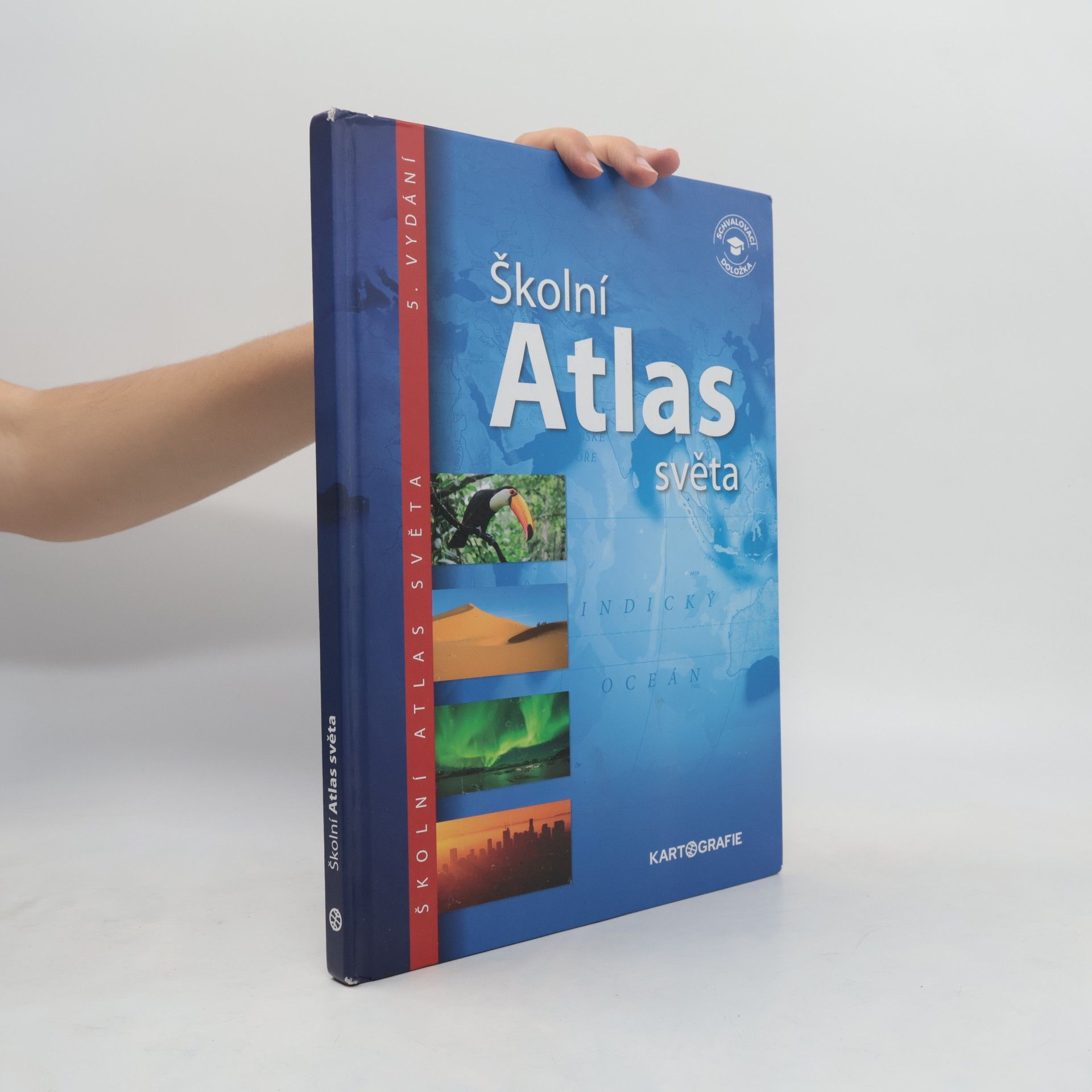 Autores varios Školní atlas světa