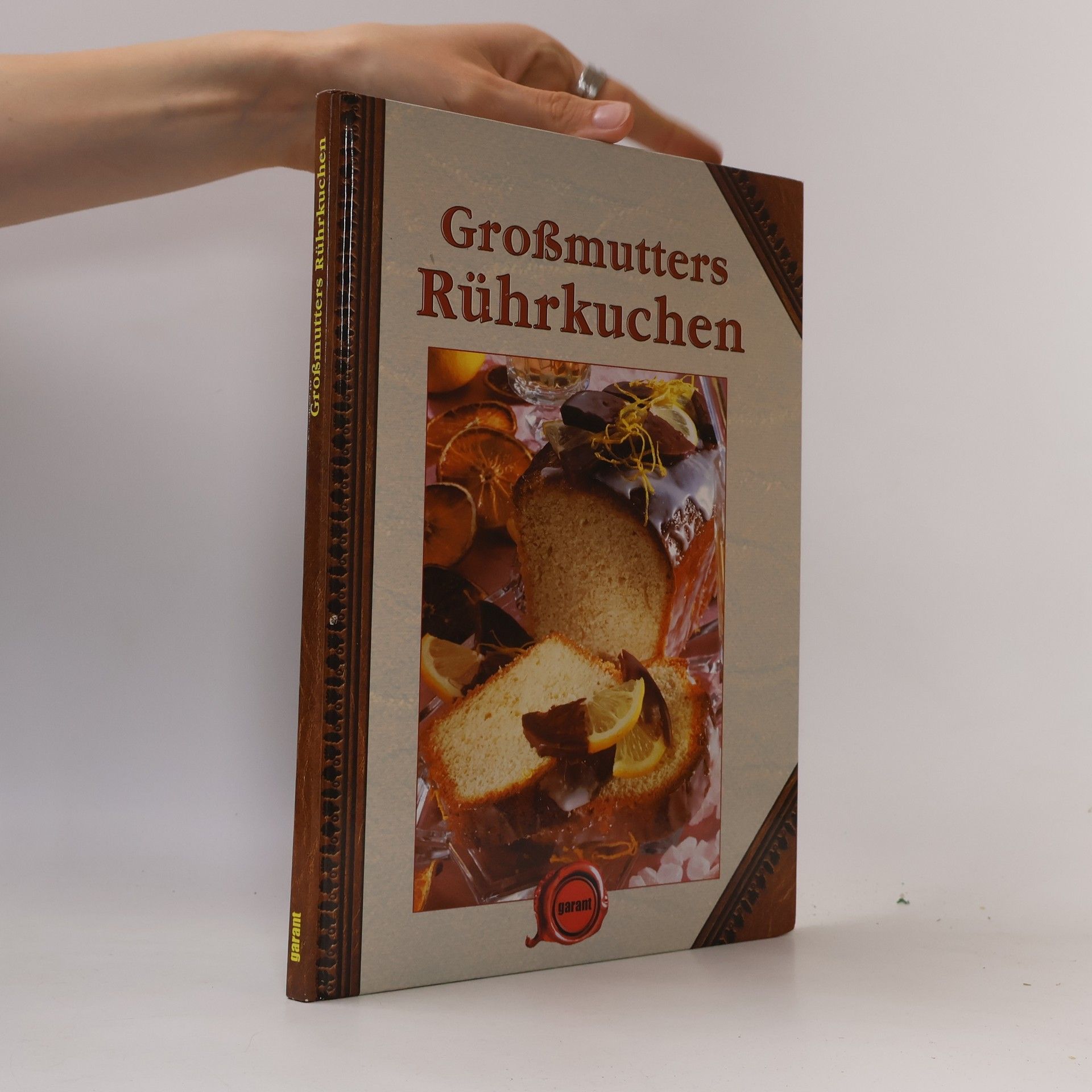 Auteurscollectief Großmutters Rührkuchen