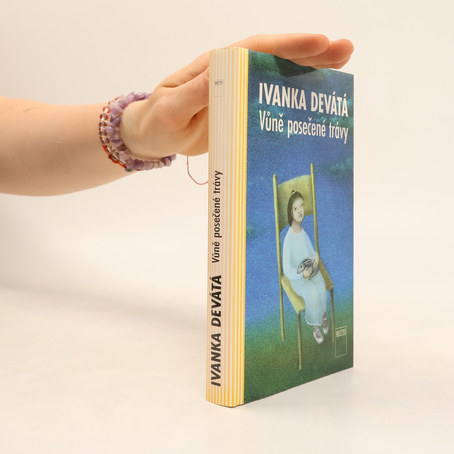 Ivanka Devátá Vůně posečené trávy