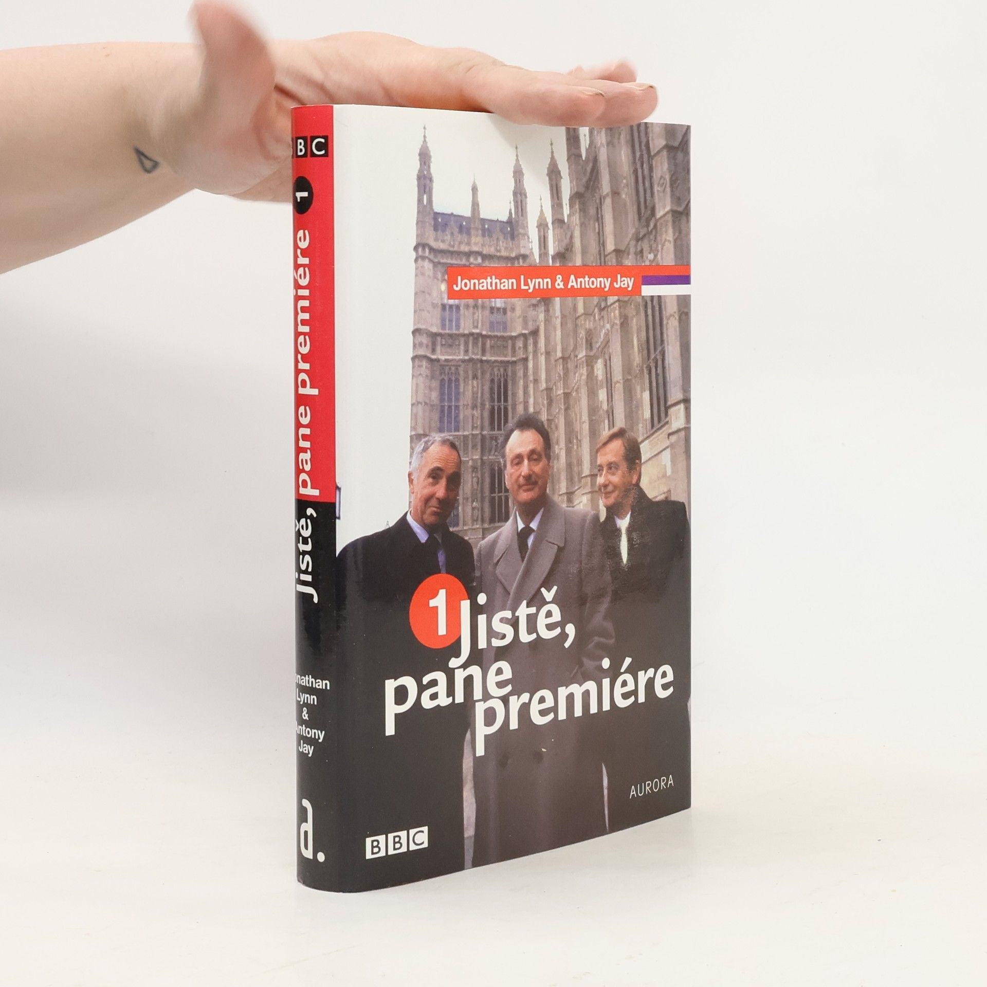 Jonathan Lynn Jistě, pane premiére. 1. část