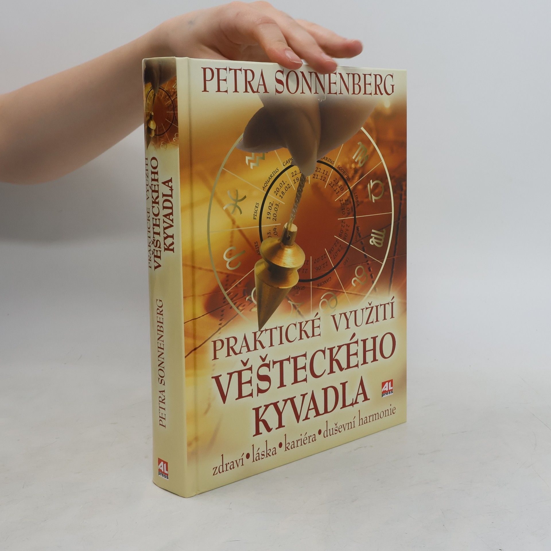 Richard Kříž Praktické využití věšteckého kyvadla