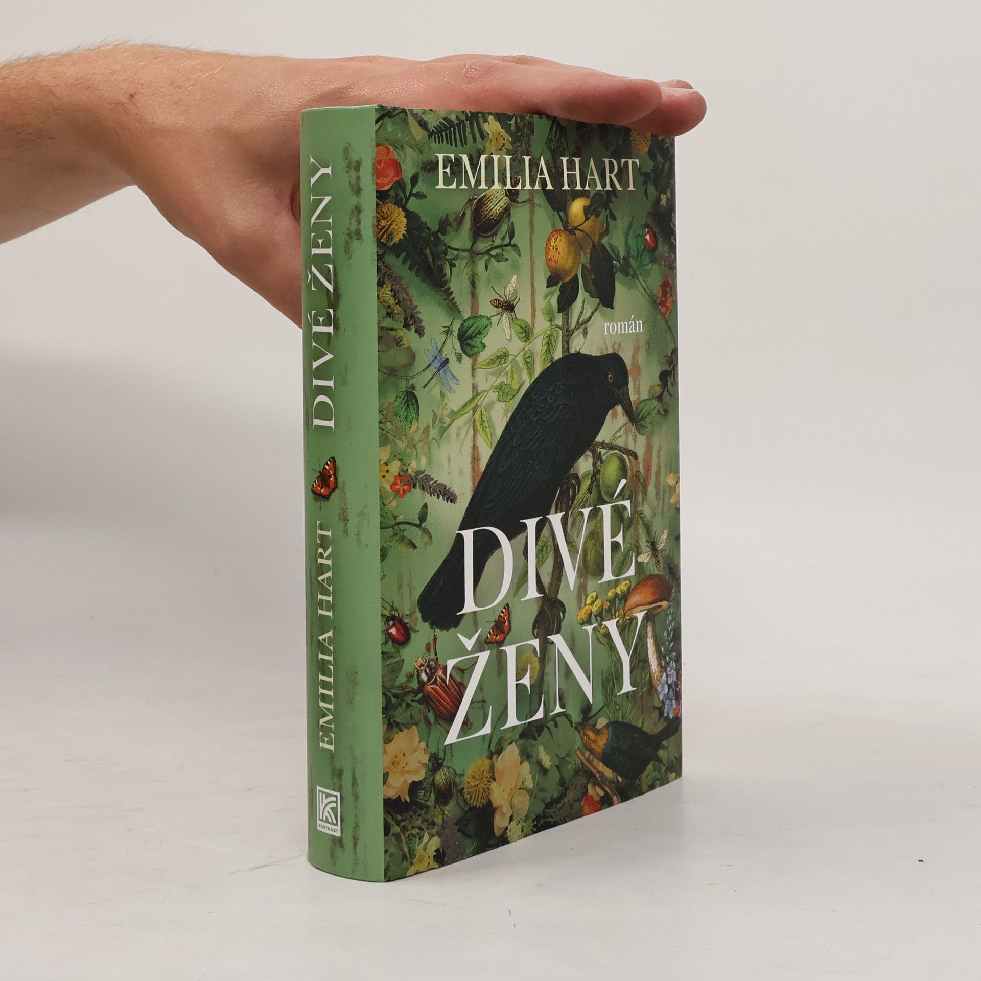 Emilia Hart Divé ženy