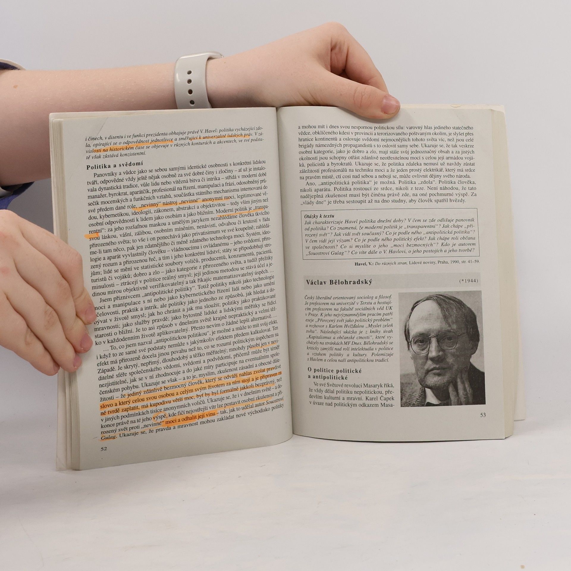 Roman David-Freihsl Politologie. Základy společenských věd