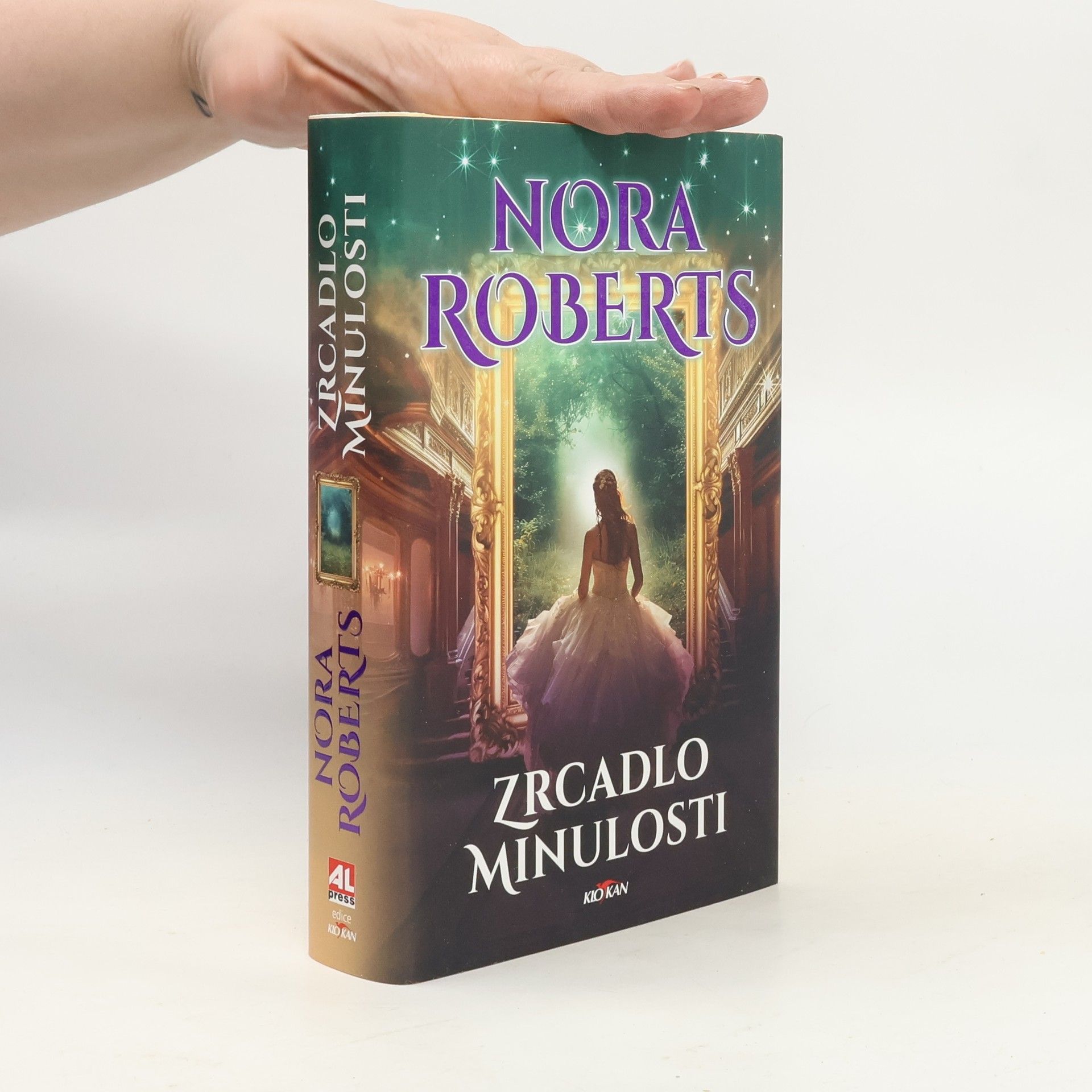 Nora Roberts Zrcadlo minulosti