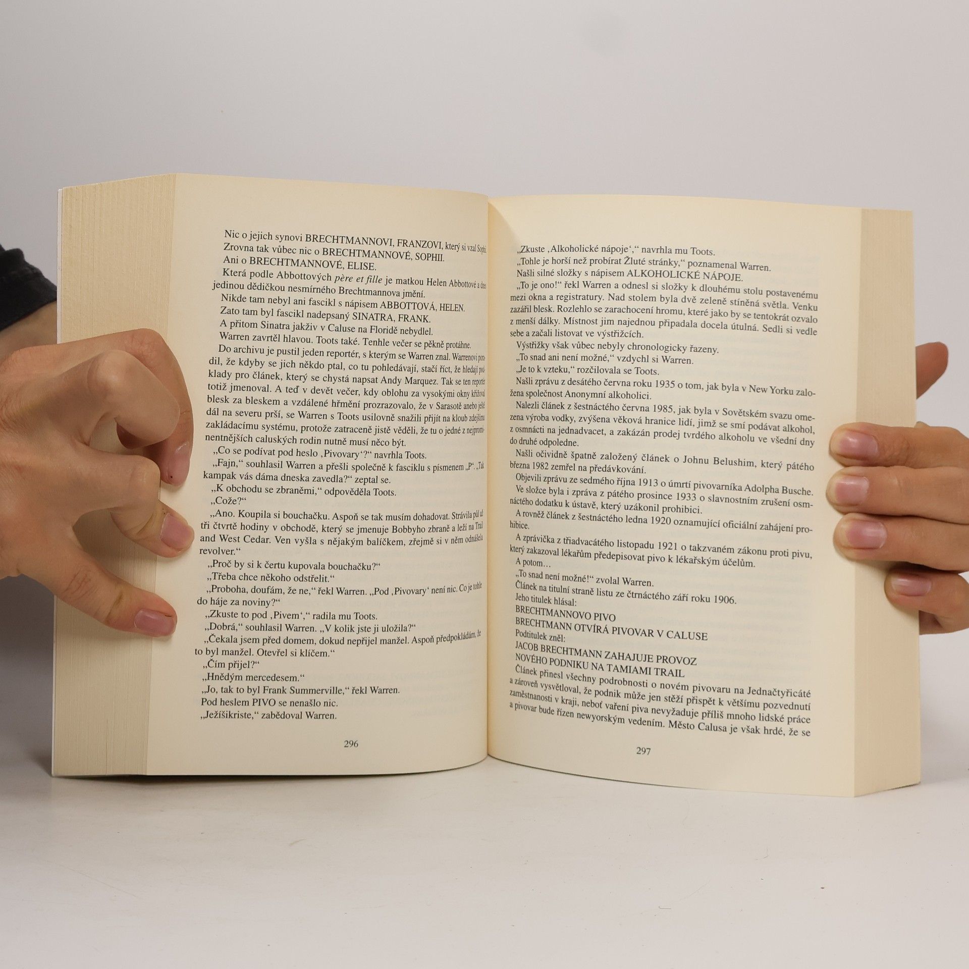 Ed McBain Omnibus: Kočka v botách, Dům, co postavil Jack, Tři slepé myšky