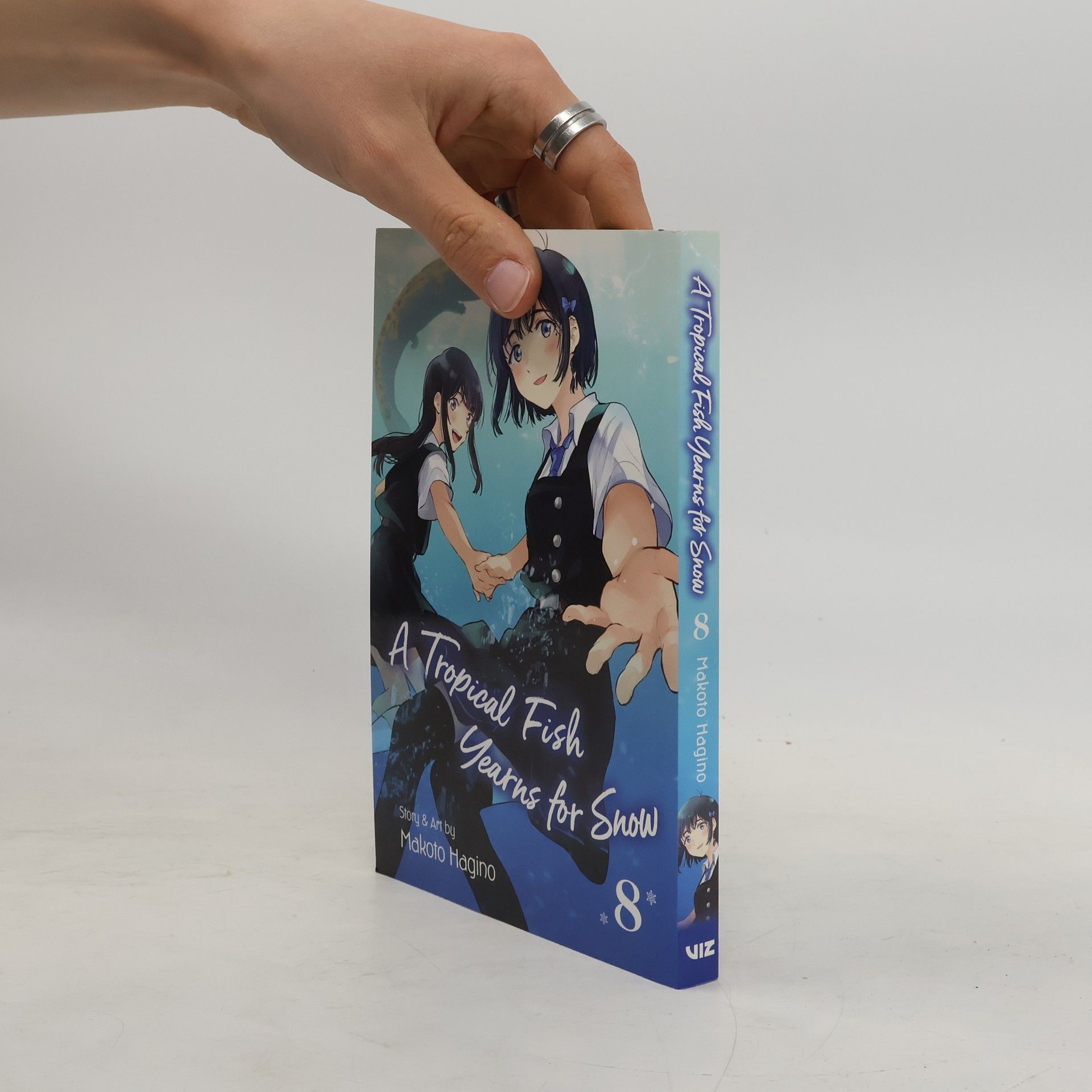 Makoto Hagino A Tropical Fish Yearns for Snow, Vol. 8