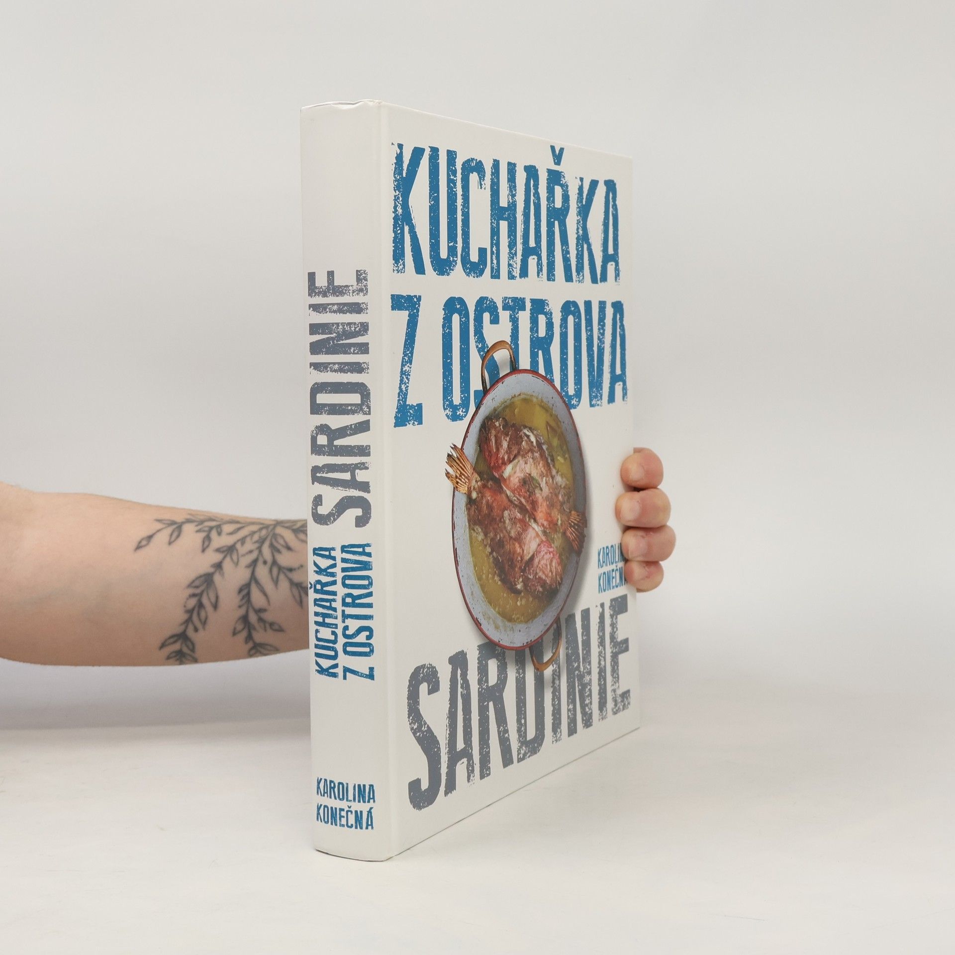 Karolina Konečná Kuchařka z ostrova Sardinie