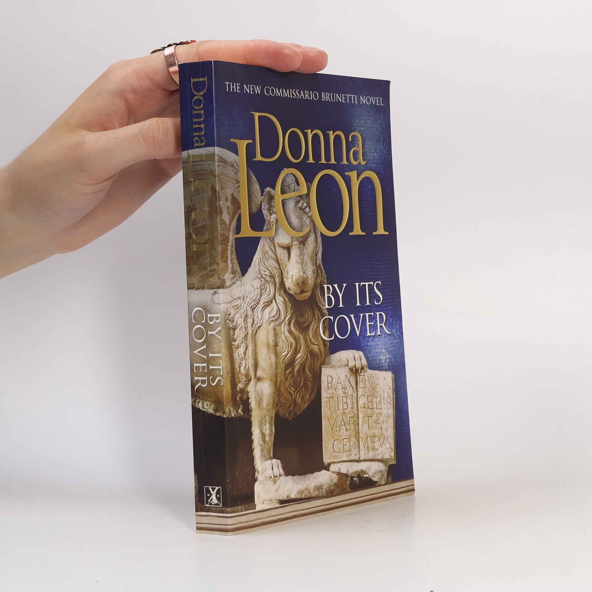 Donna Leon By Its Cover