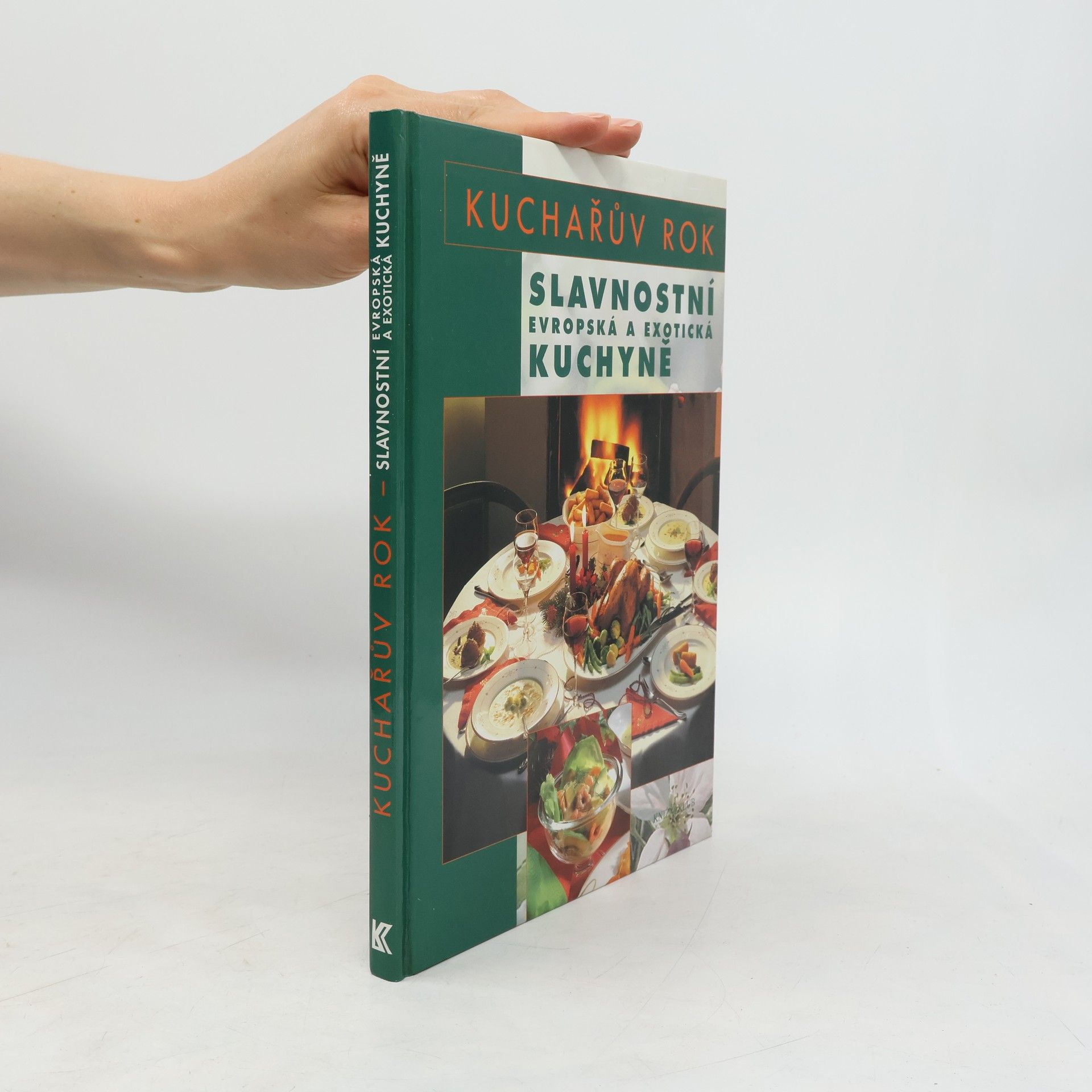 Eugen Stumpf Kuchařův rok. Slavnostní evropská a exotická kuchyně : menu, bufetové pohoštění a brunch