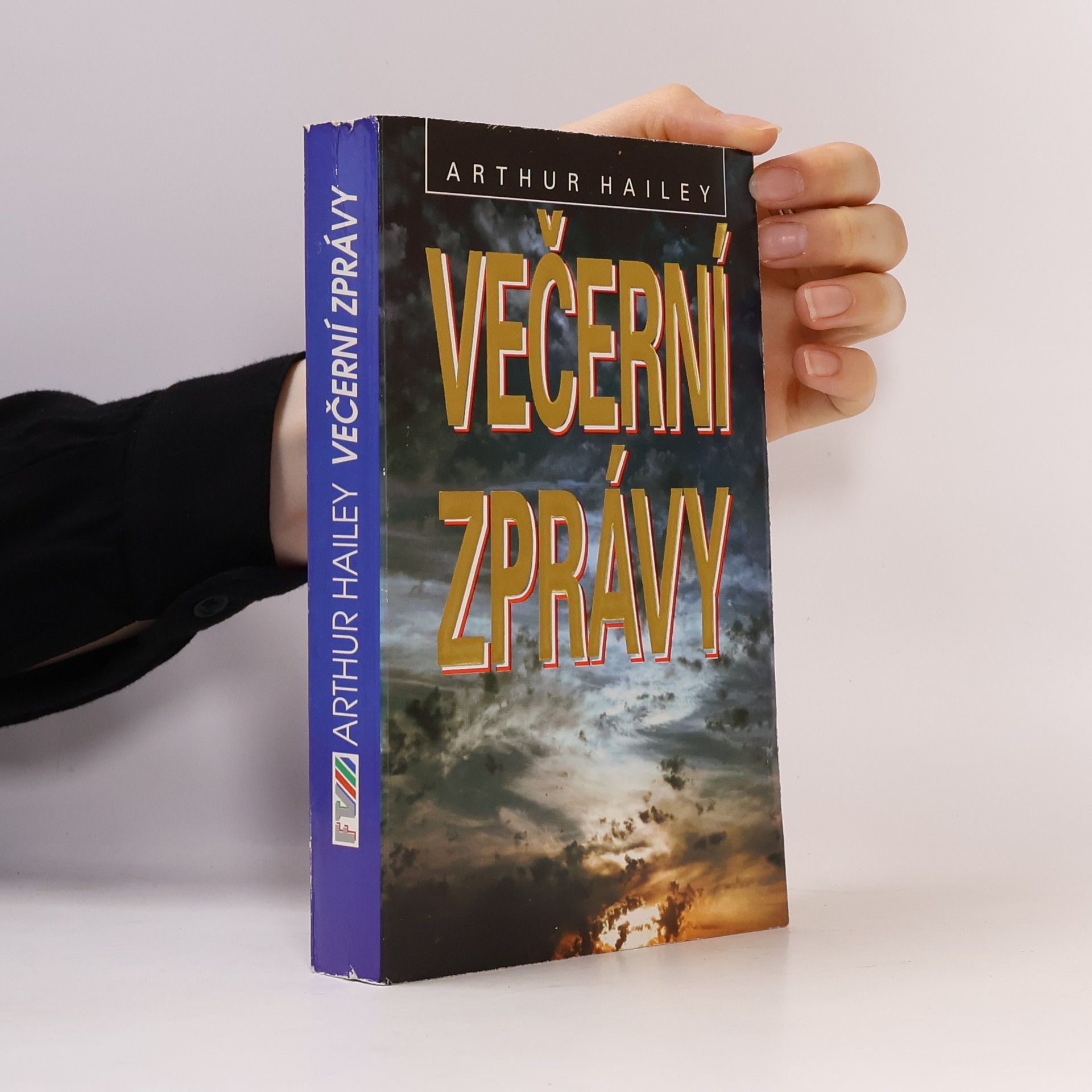 Arthur Hailey Večerní zprávy
