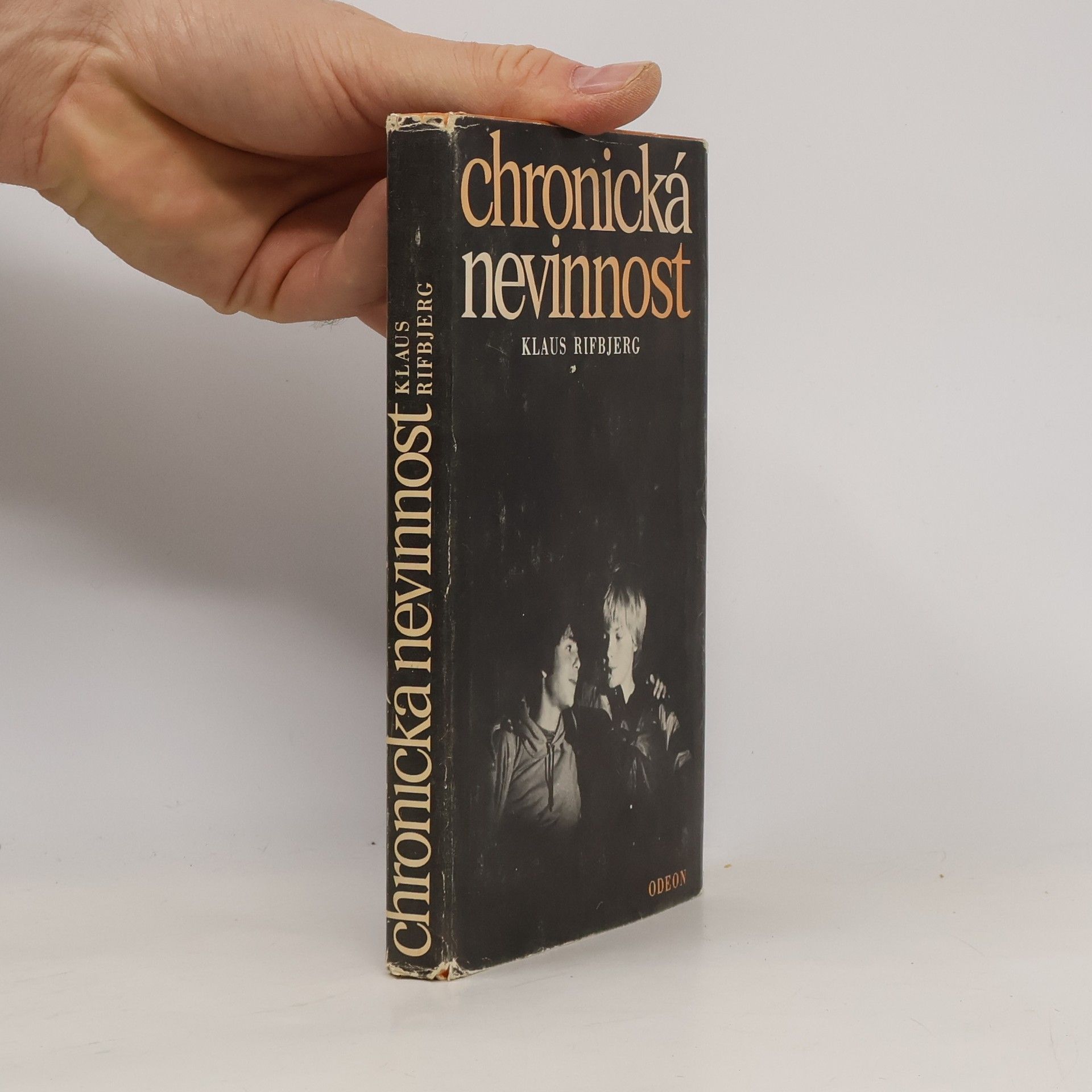 Klaus Rifbjerg Chronická nevinnost
