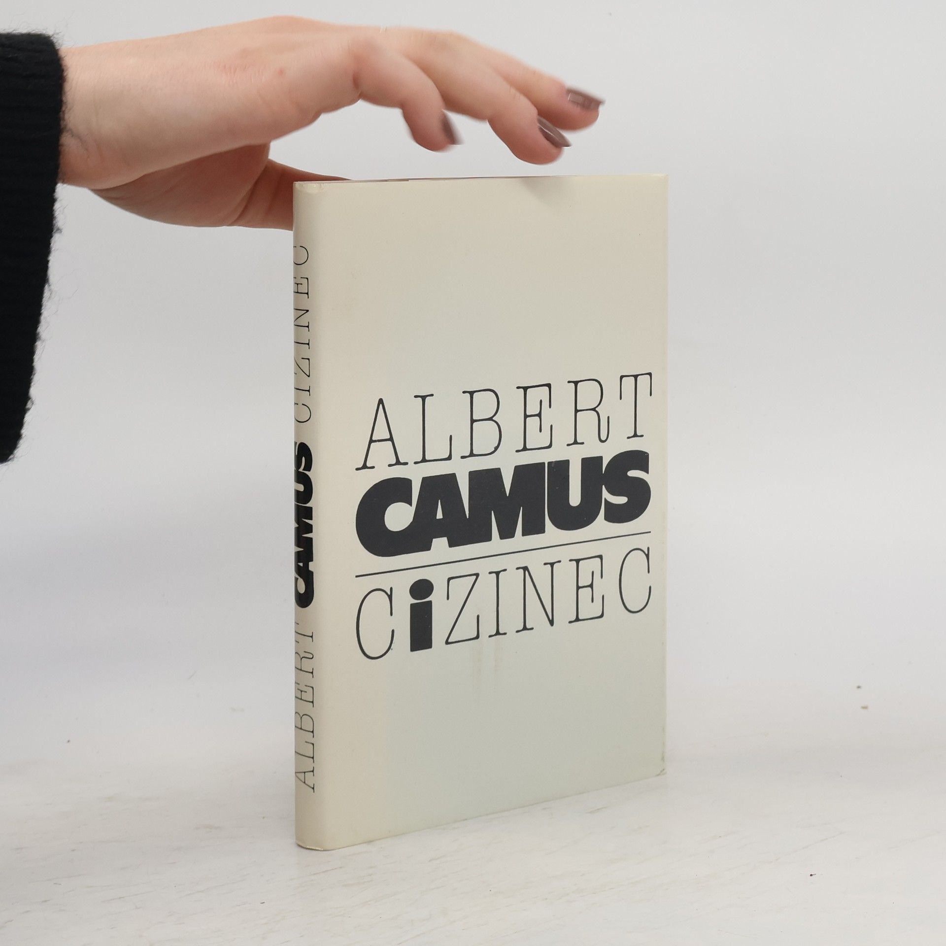 Albert Camus Cizinec