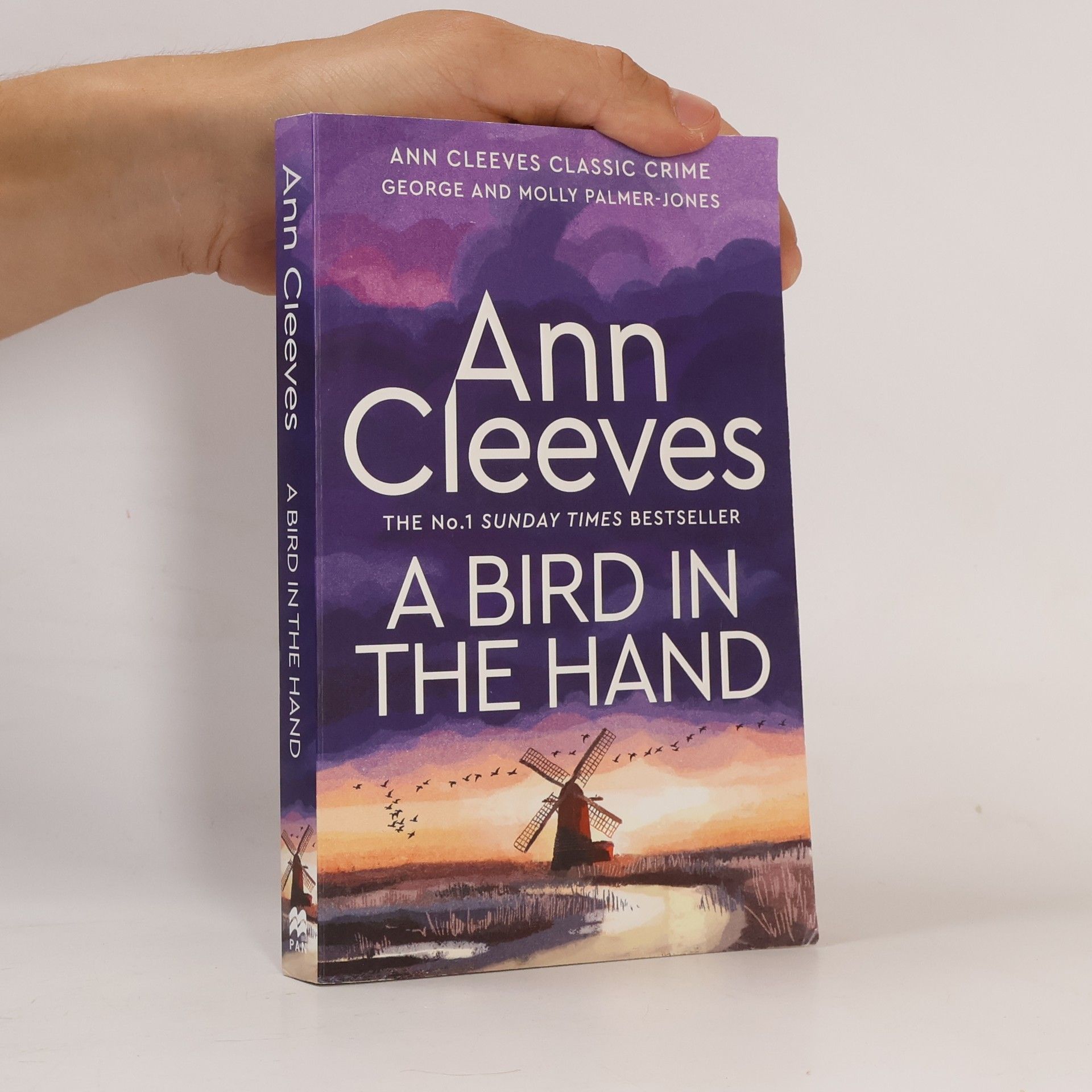 Ann Cleeves A Bird in the Hand