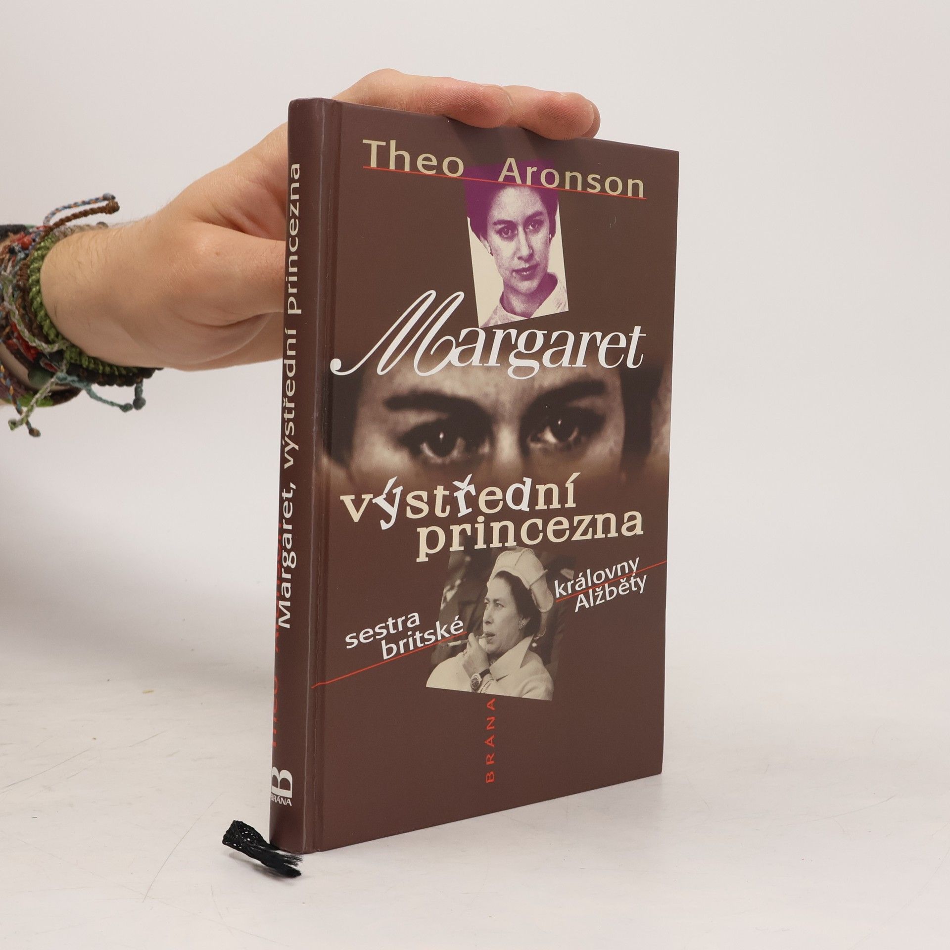 Theo Aronson Margaret, výstřední princezna