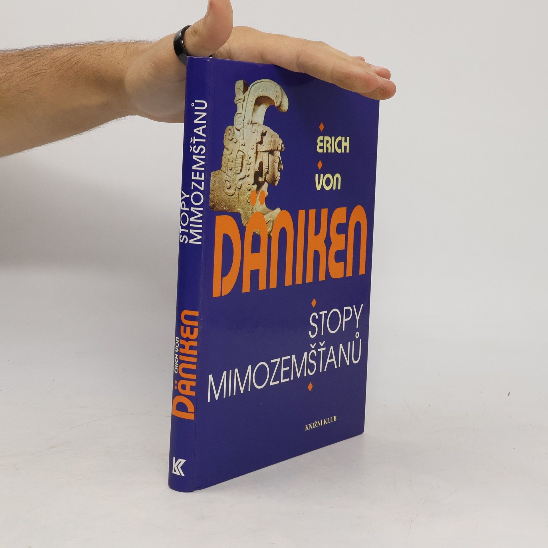 Erich von Däniken Stopy mimozemšťanů