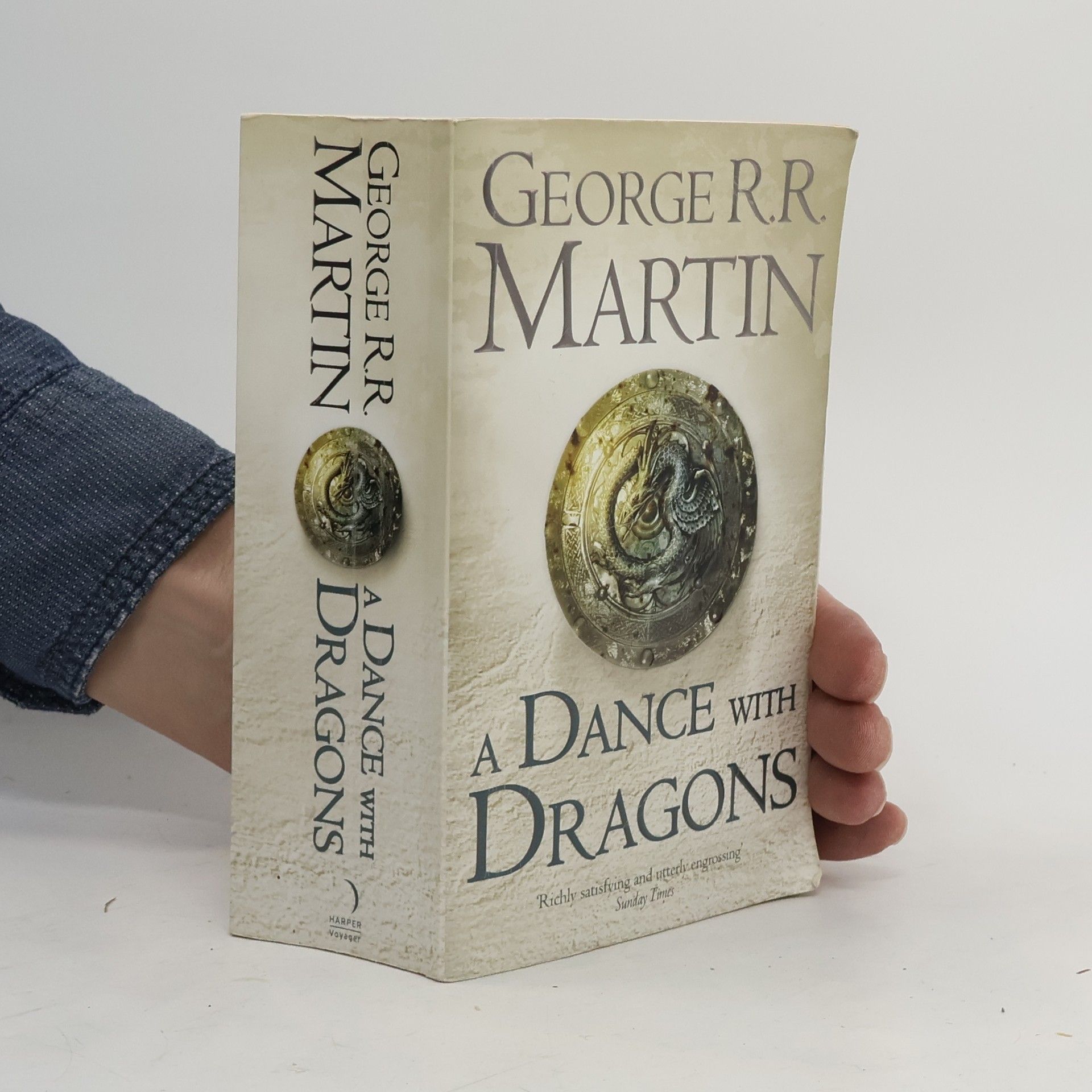George R. R. Martin A dance with dragons