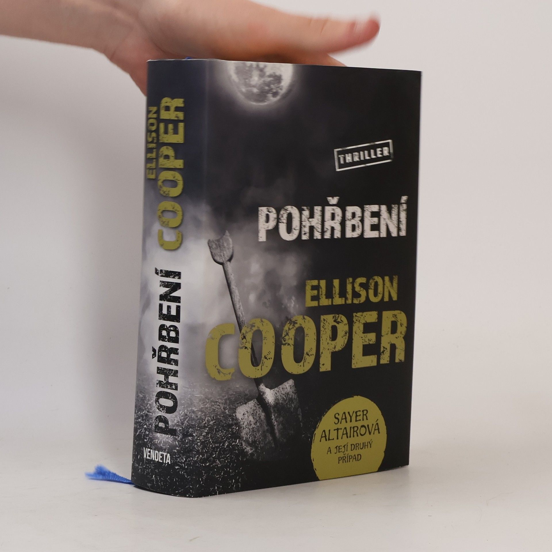 Ellison Cooper Pohřbení