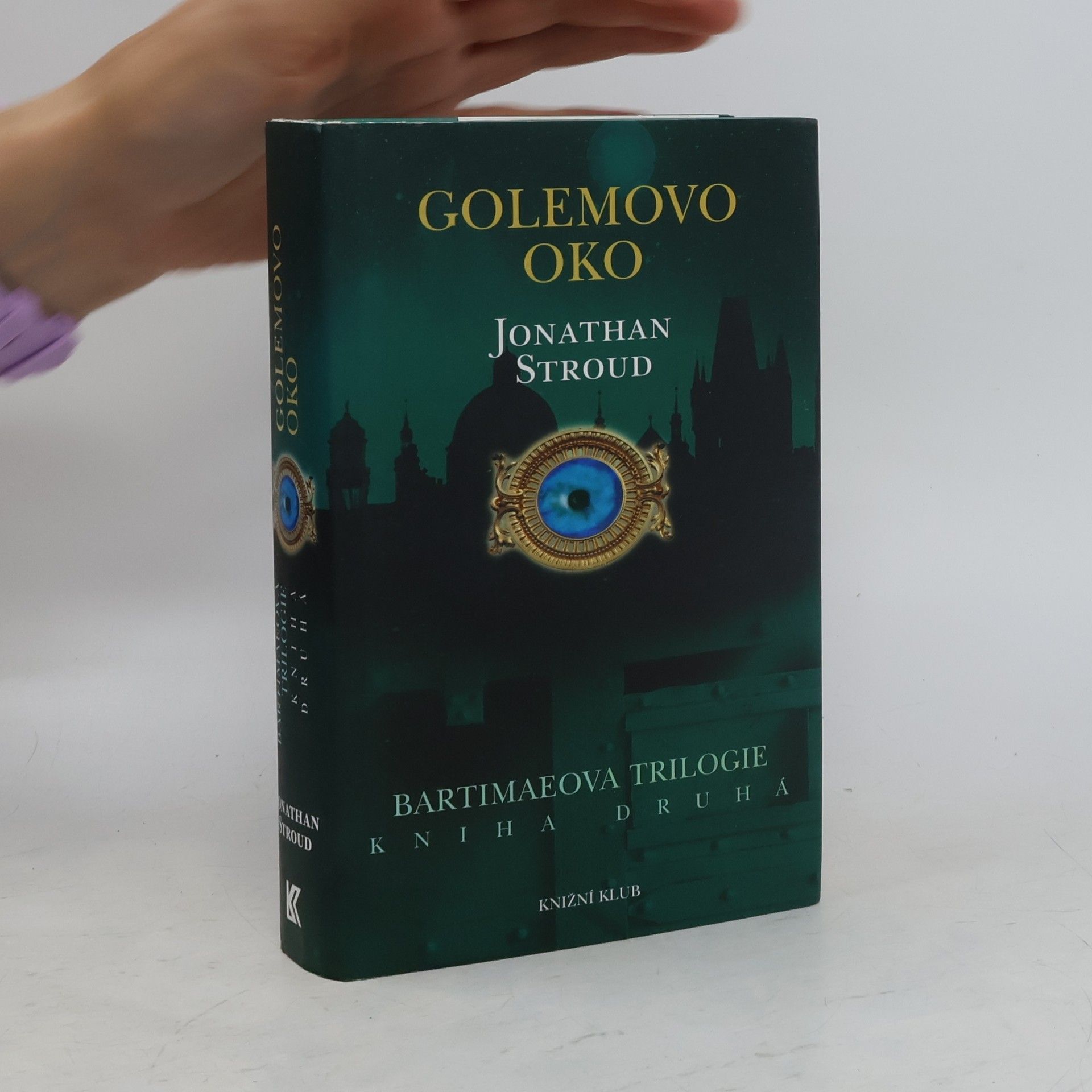 Jonathan Stroud Golemovo oko