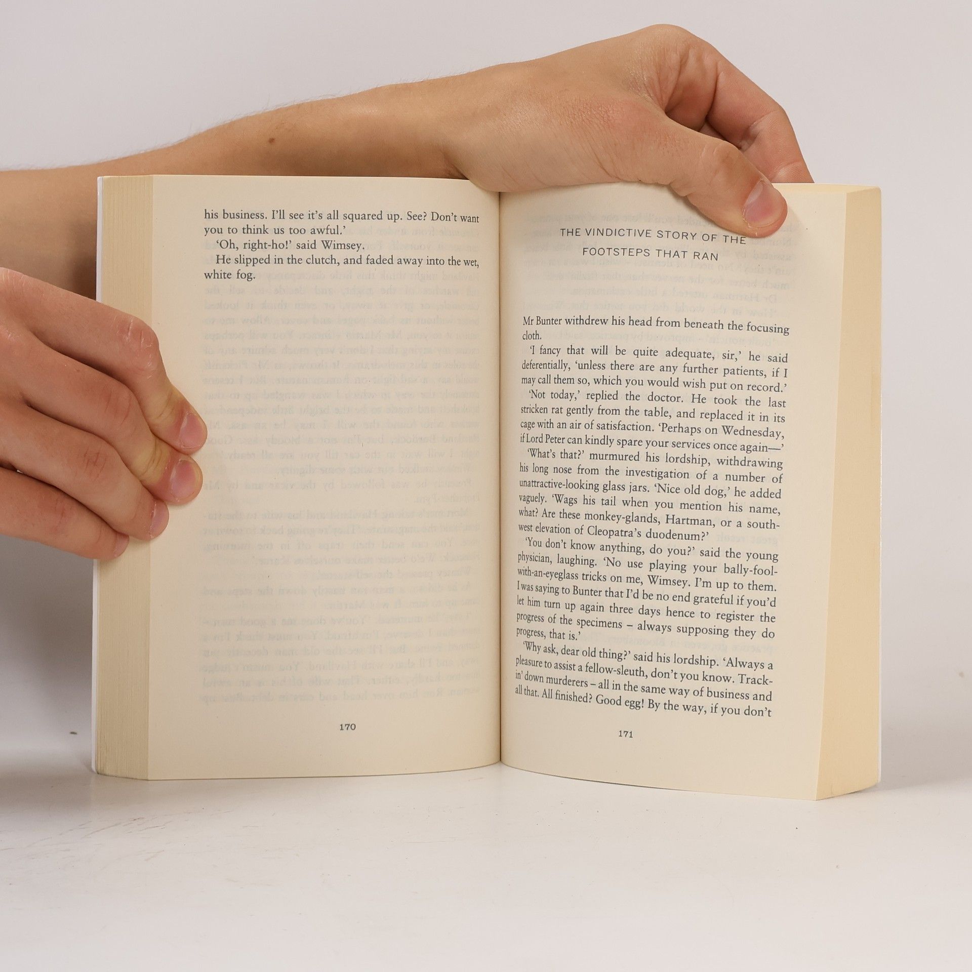 Dorothy L. Sayers Lord Peter Views the Body