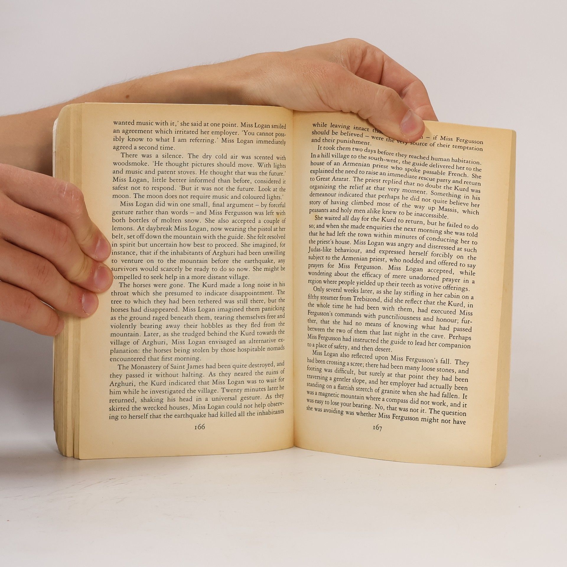 Julian Barnes A History of The World in 10 1/2 Chapters