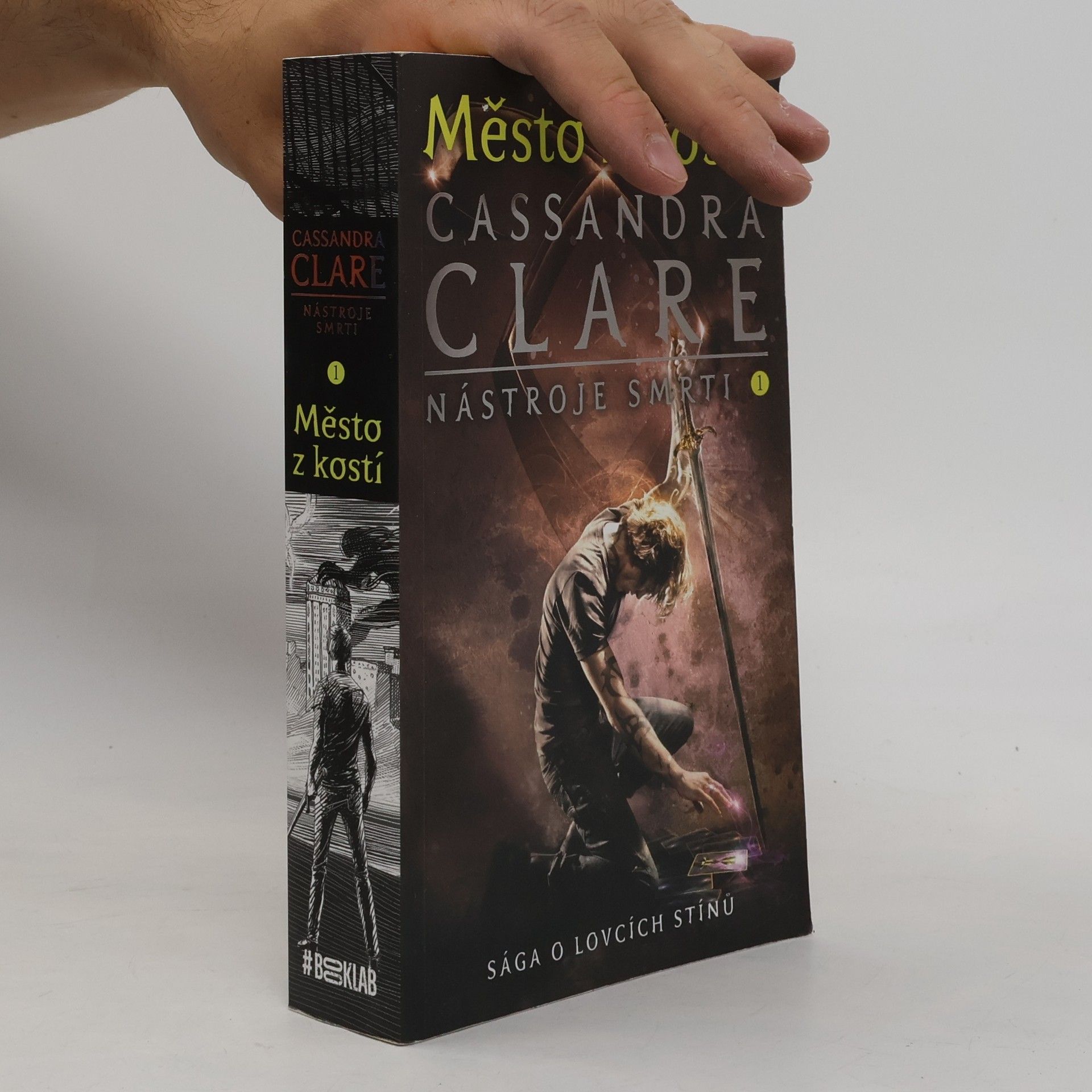 Cassandra Clare Nástroje smrti 1: Město z kostí