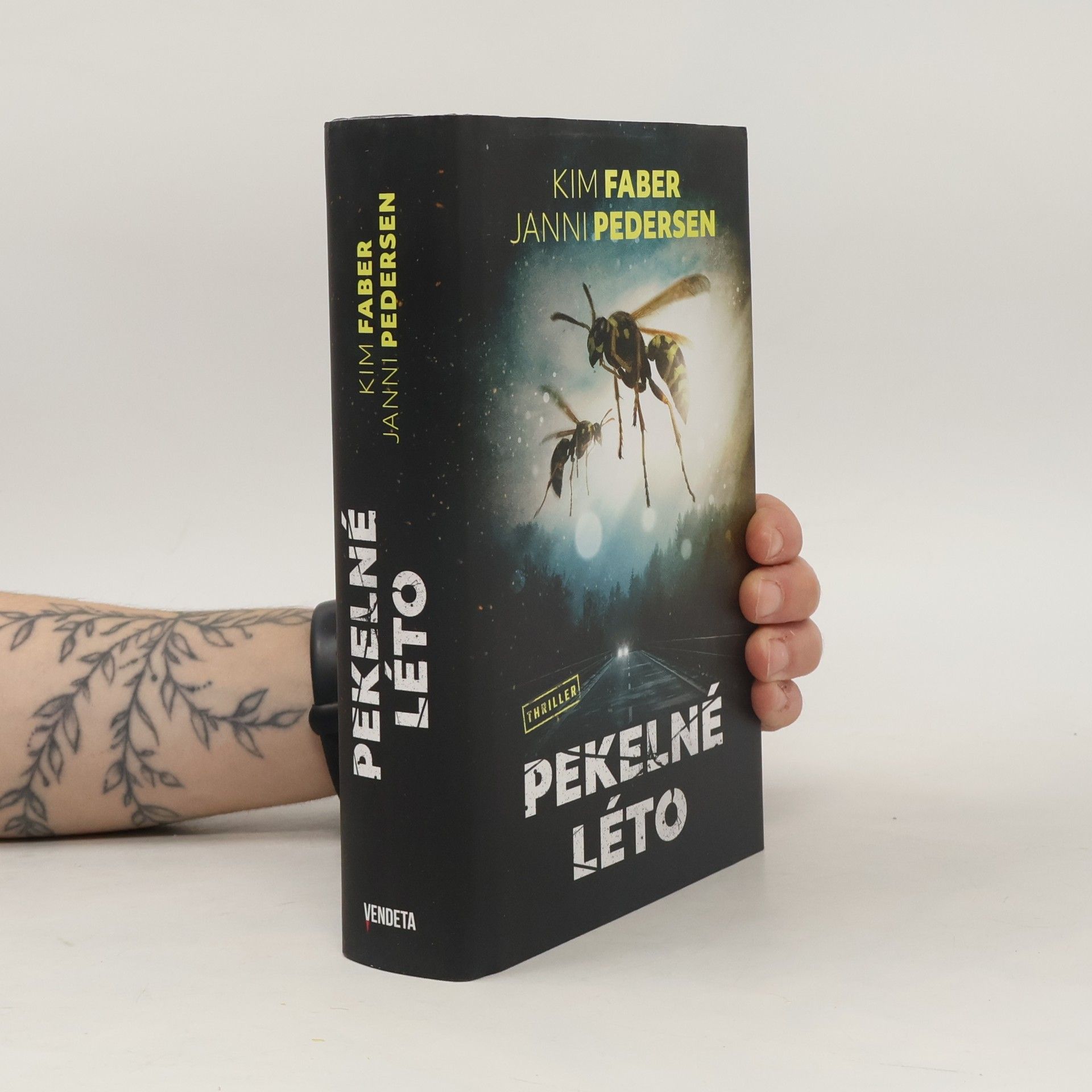 Janni Pedersen Pekelné léto