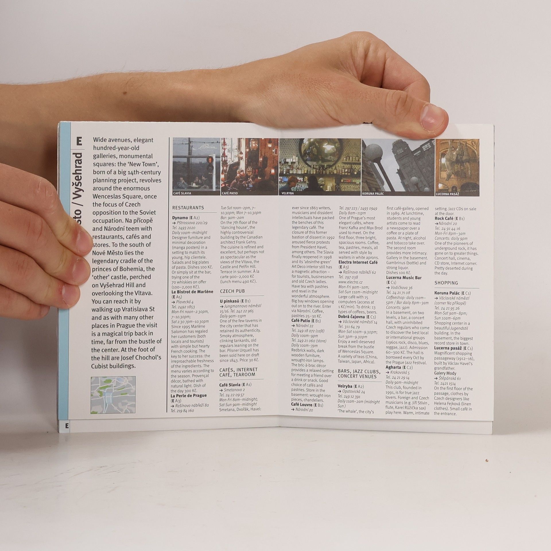 Alfred A. Knopf Knopf Guide to Prague
