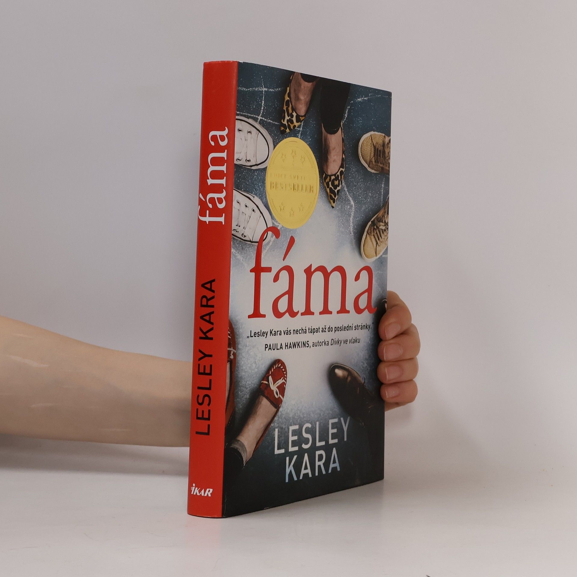 Lesley Kara Fáma