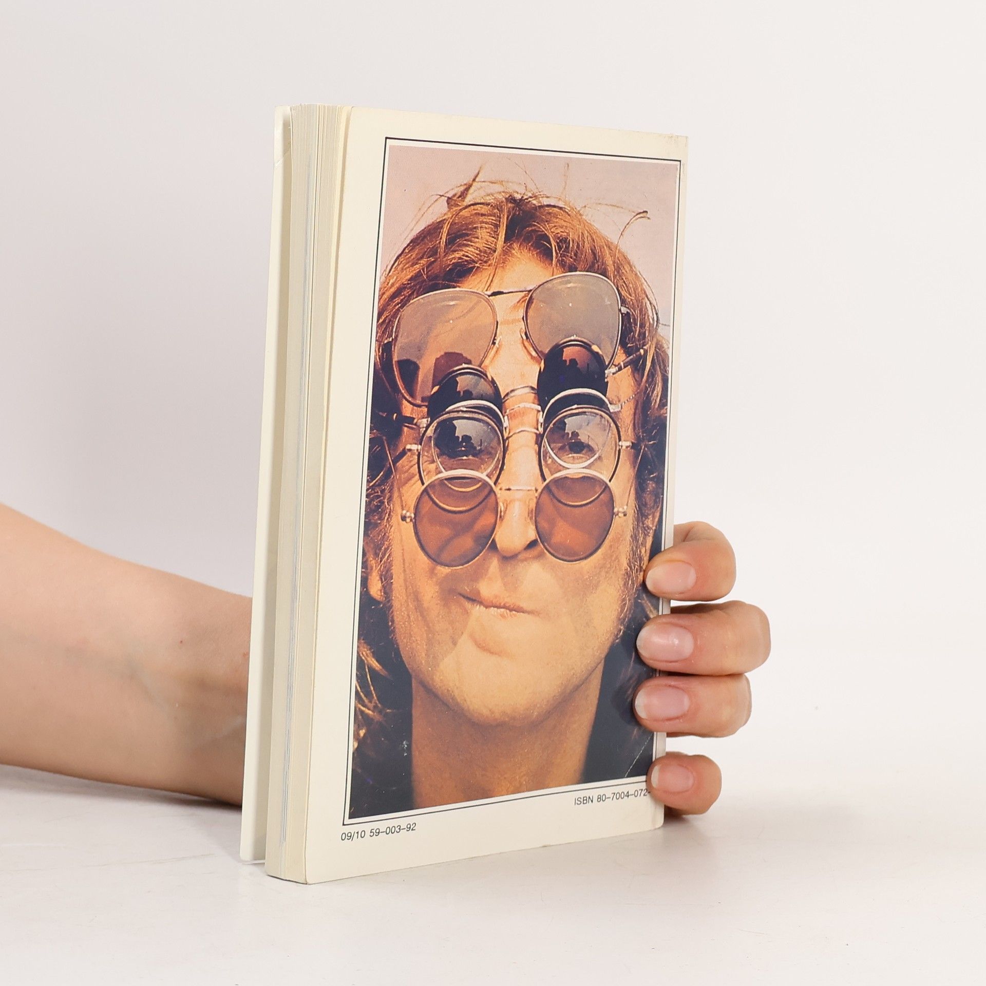 Julia Bairdová John Lennon - můj bratr