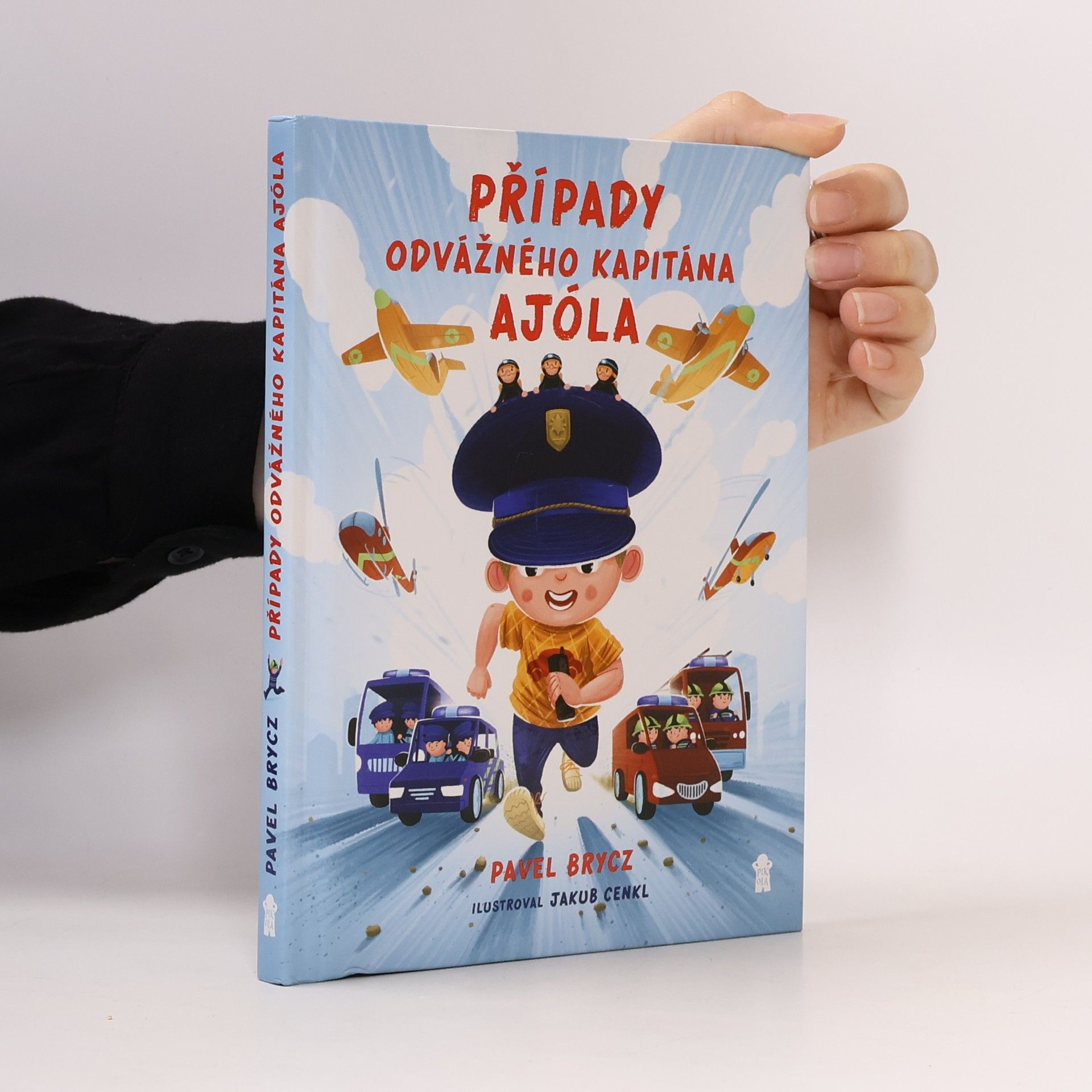 Případy odvážného kapitána Ajóla